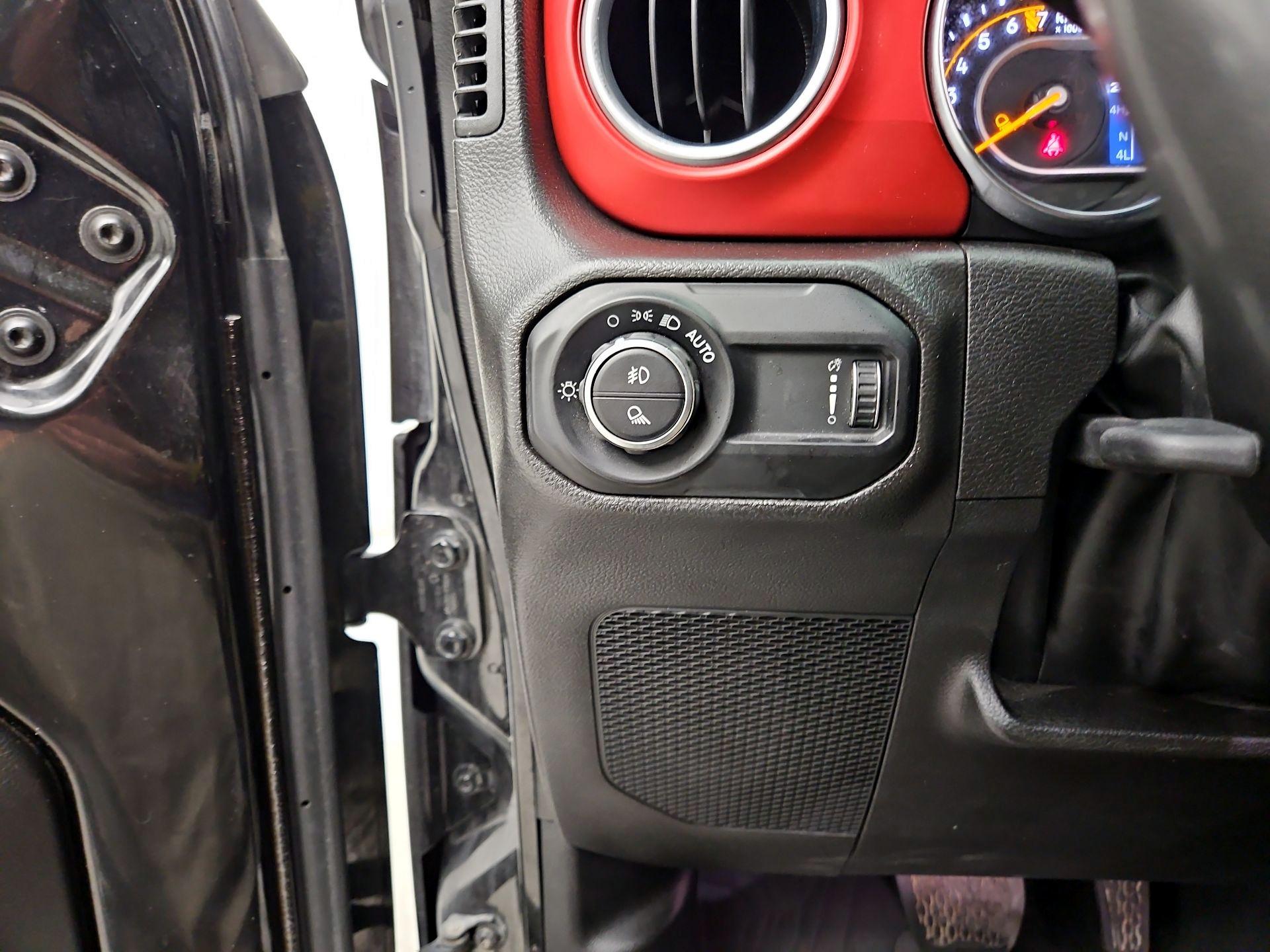 Thumbnail: 2023 Jeep Gladiator - 13