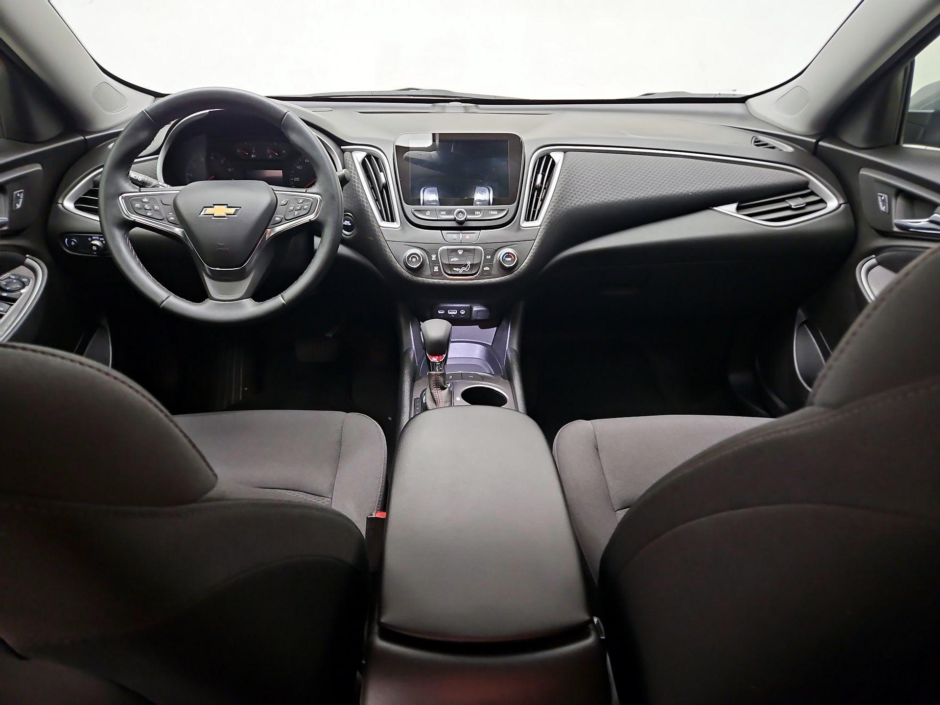 Thumbnail: 2024 Chevrolet Malibu - 9