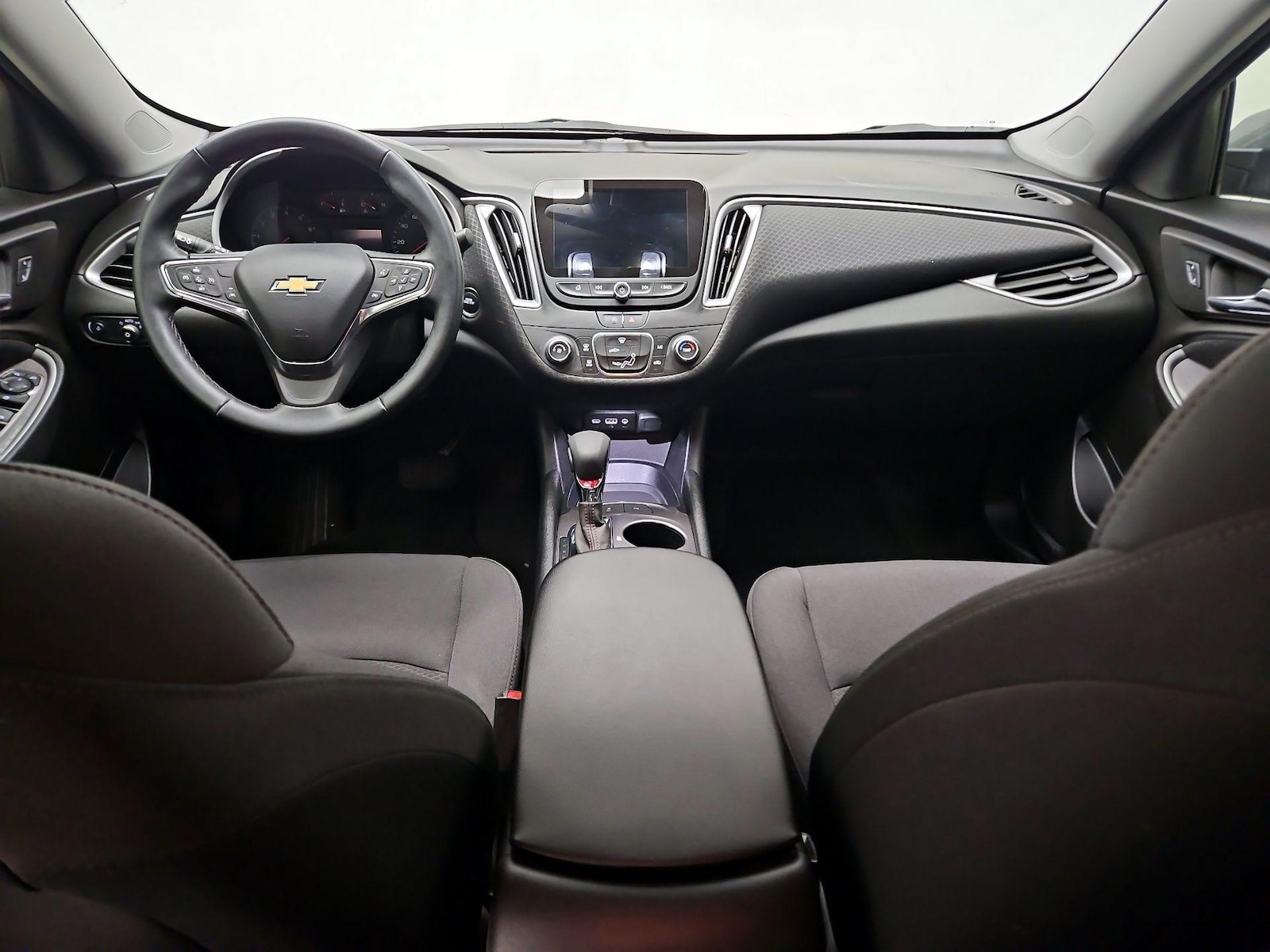 2024 Chevrolet Malibu RS - Photo 10