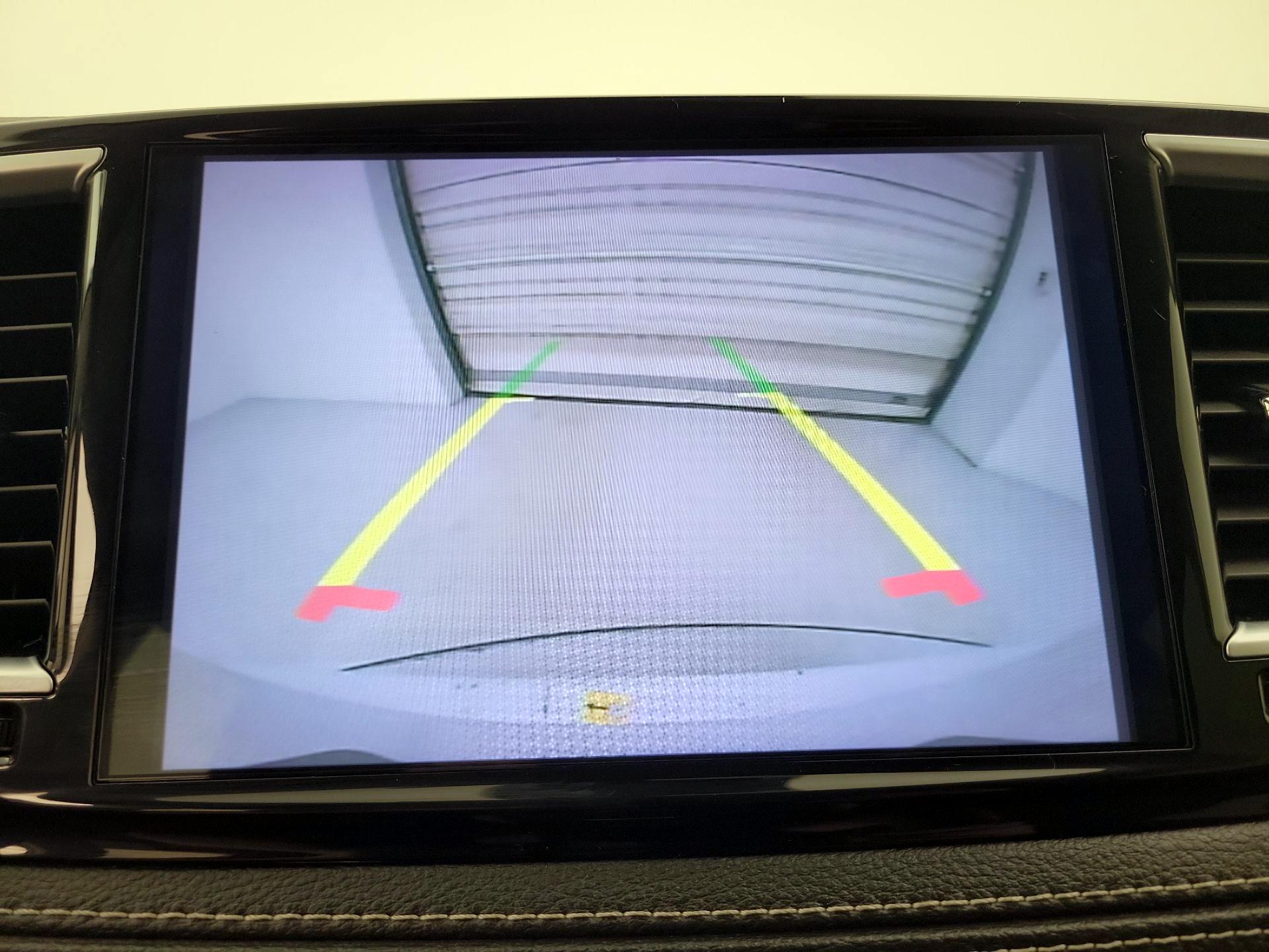 Thumbnail: 2023 Chrysler Pacifica - 14