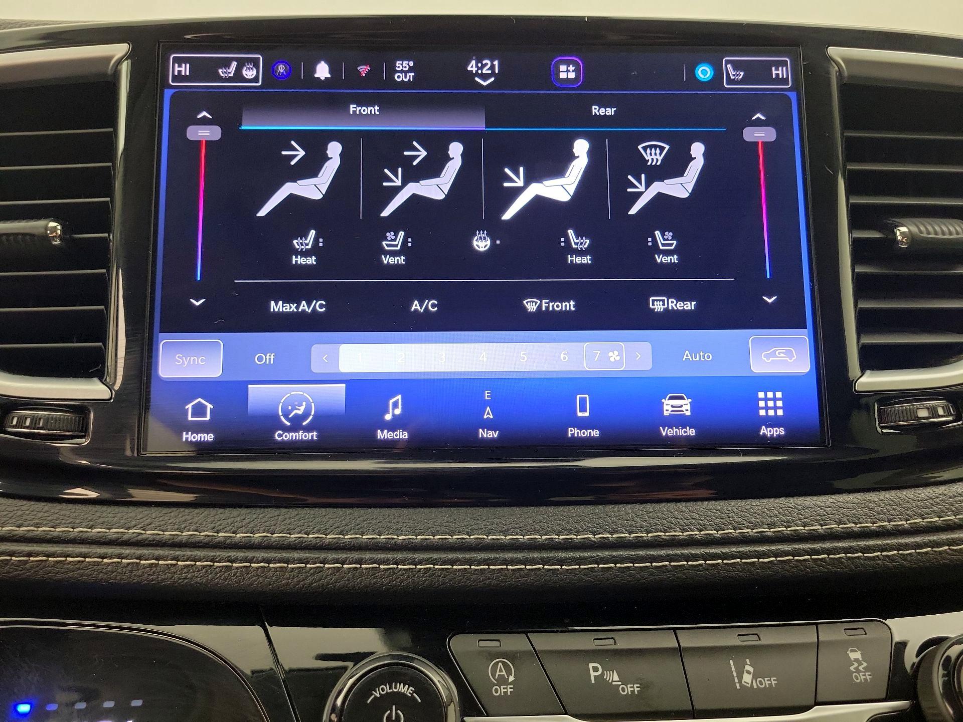 Thumbnail: 2023 Chrysler Pacifica - 16