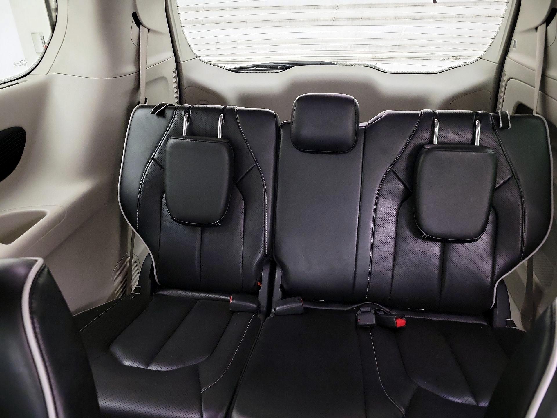 Thumbnail: 2023 Chrysler Pacifica - 20