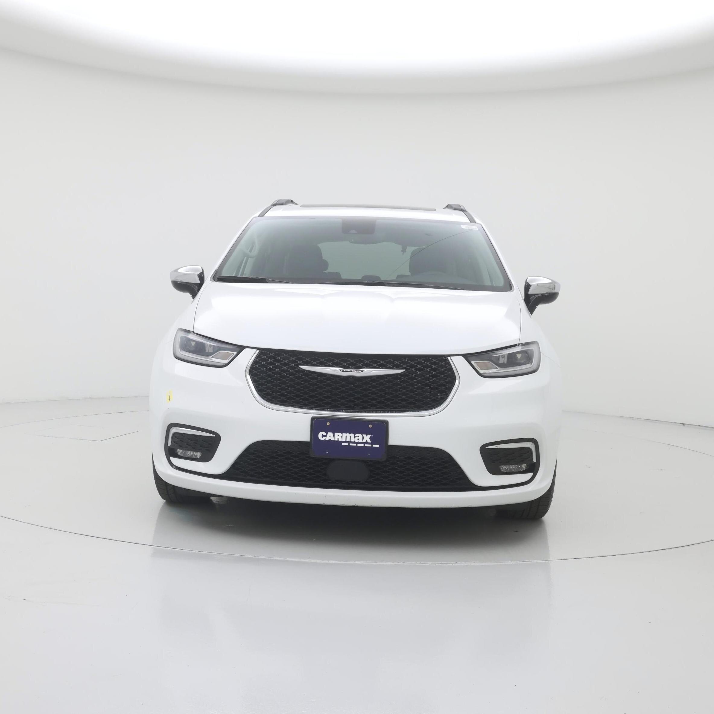 Thumbnail: 2023 Chrysler Pacifica - 5