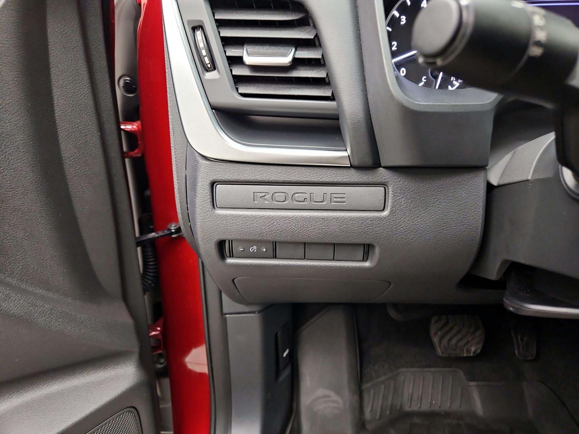 Thumbnail: 2023 Nissan Rogue - 13