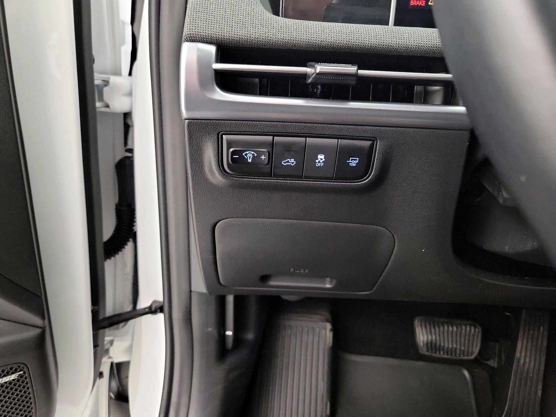 Thumbnail: 2025 Hyundai Santa Cruz - 13