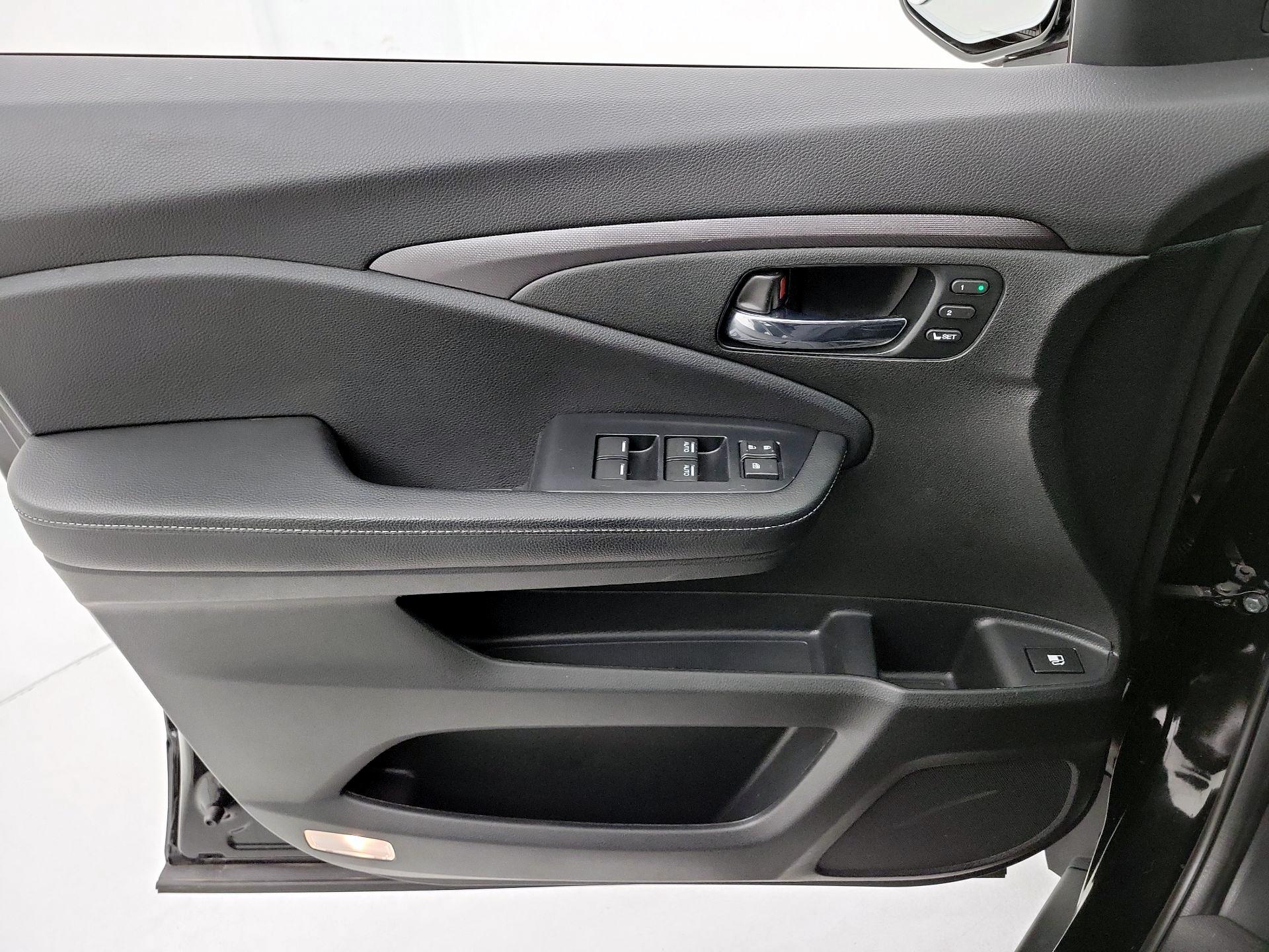 Thumbnail: 2023 Honda Ridgeline - 10