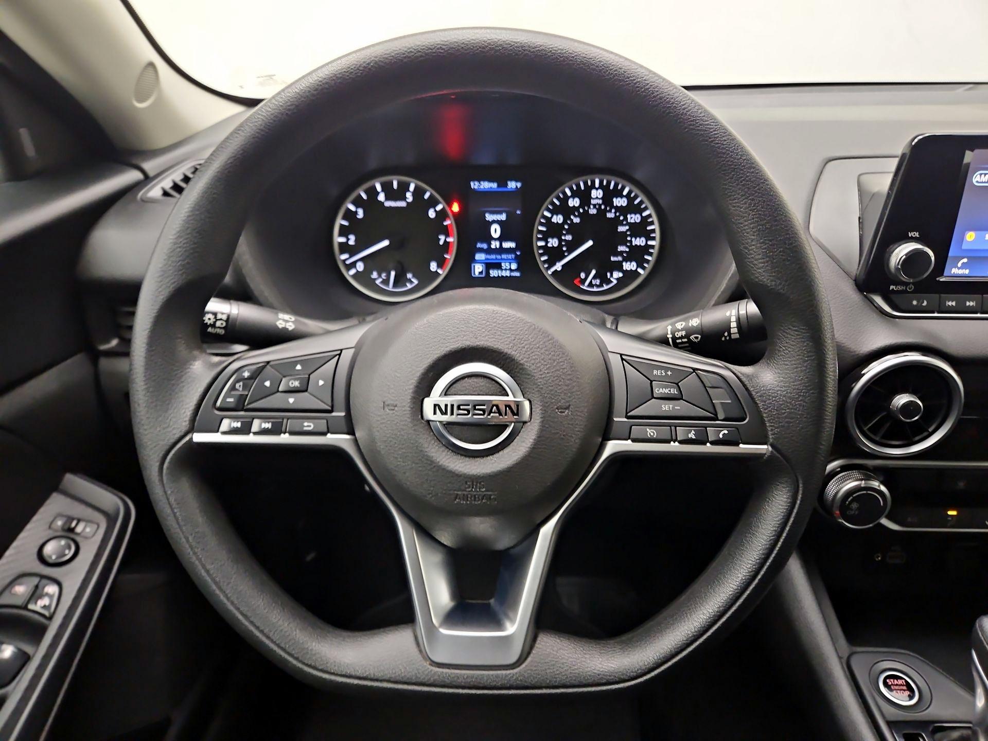 Thumbnail: 2023 Nissan Sentra - 10