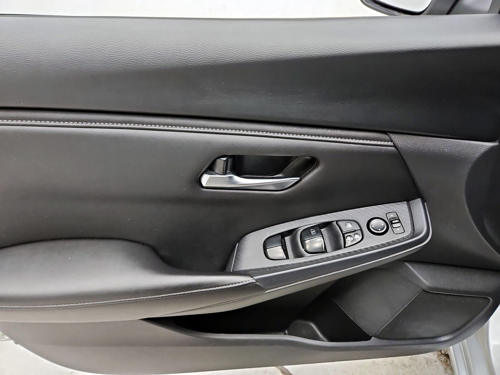 Thumbnail: 2023 Nissan Sentra - 12