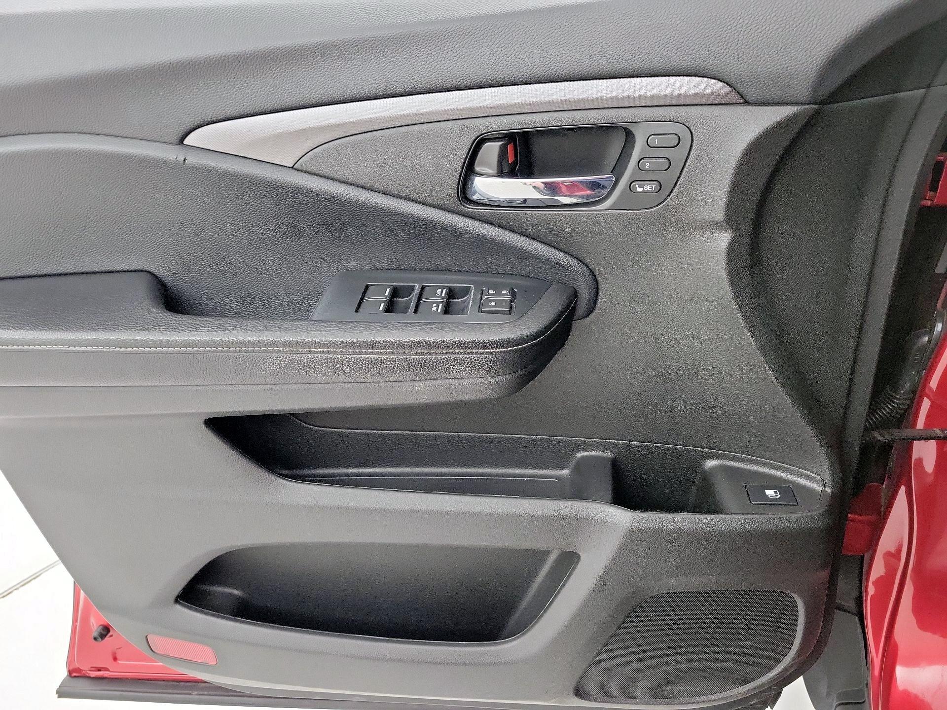 Thumbnail: 2023 Honda Ridgeline - 12