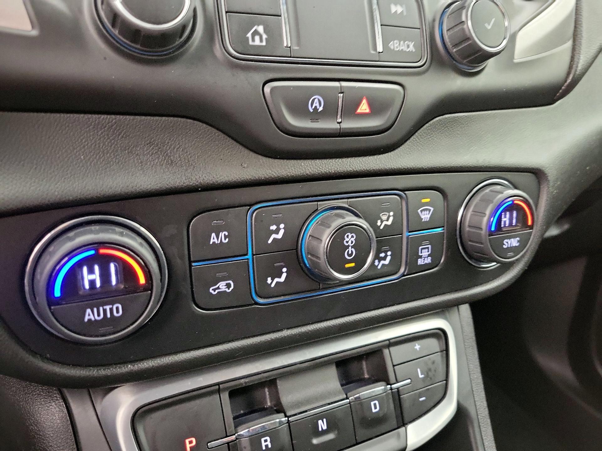 Thumbnail: 2022 GMC Terrain - 16