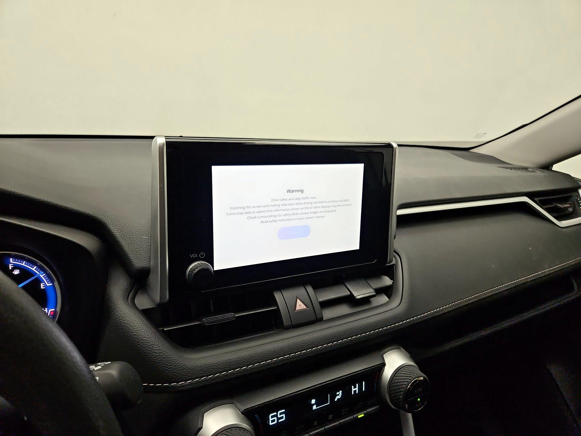 Thumbnail: 2024 Toyota RAV4 - 16