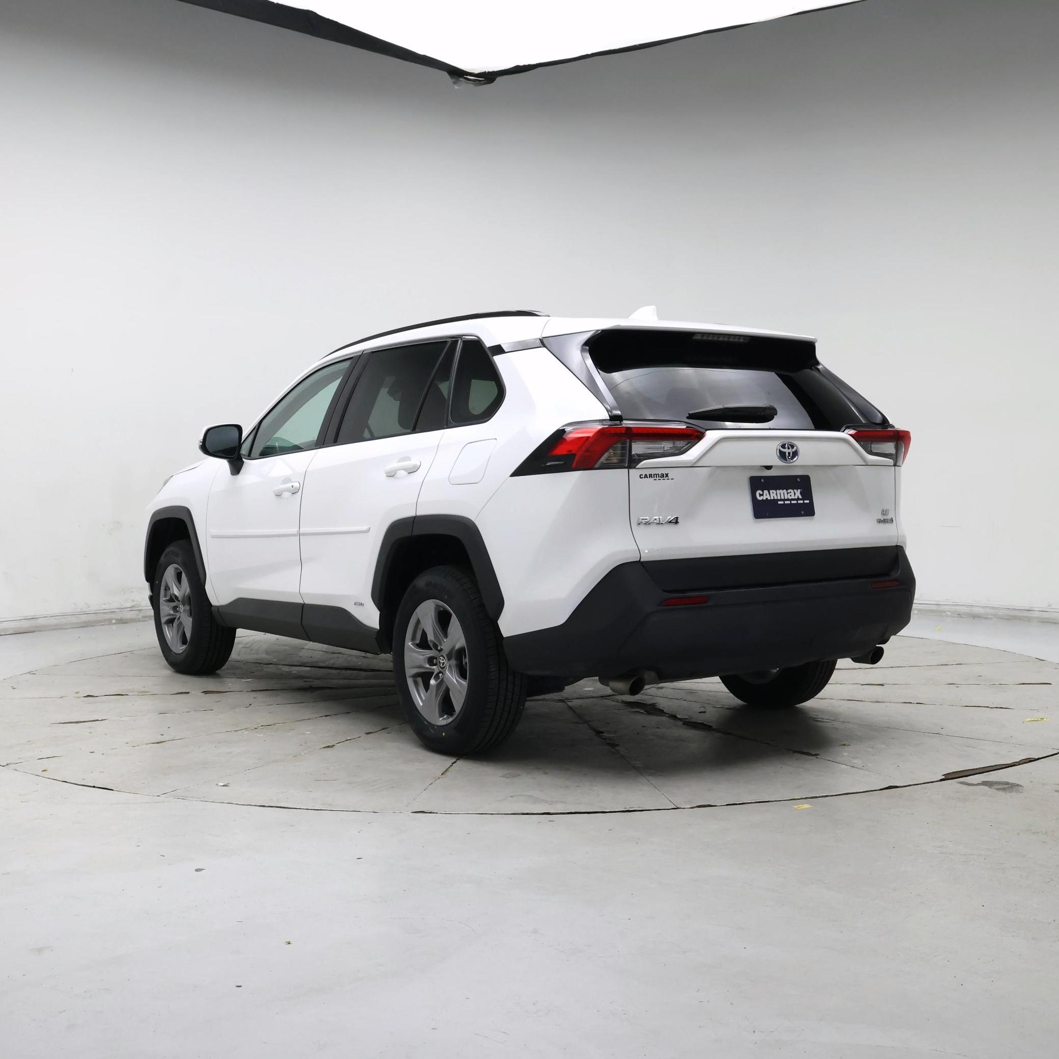 Thumbnail: 2024 Toyota RAV4 - 2