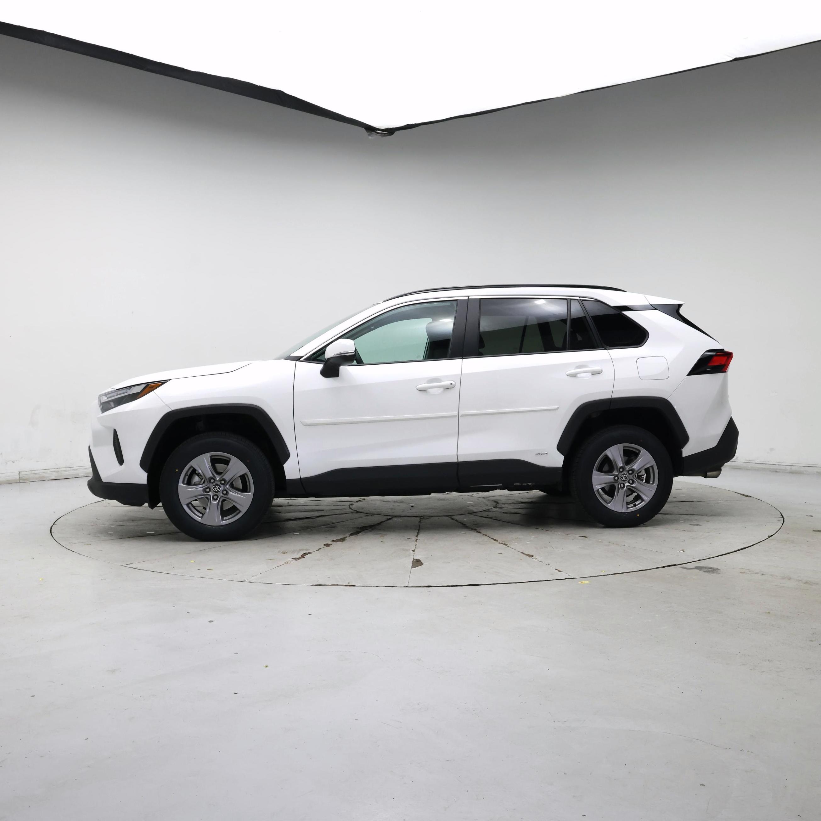 Thumbnail: 2024 Toyota RAV4 - 3