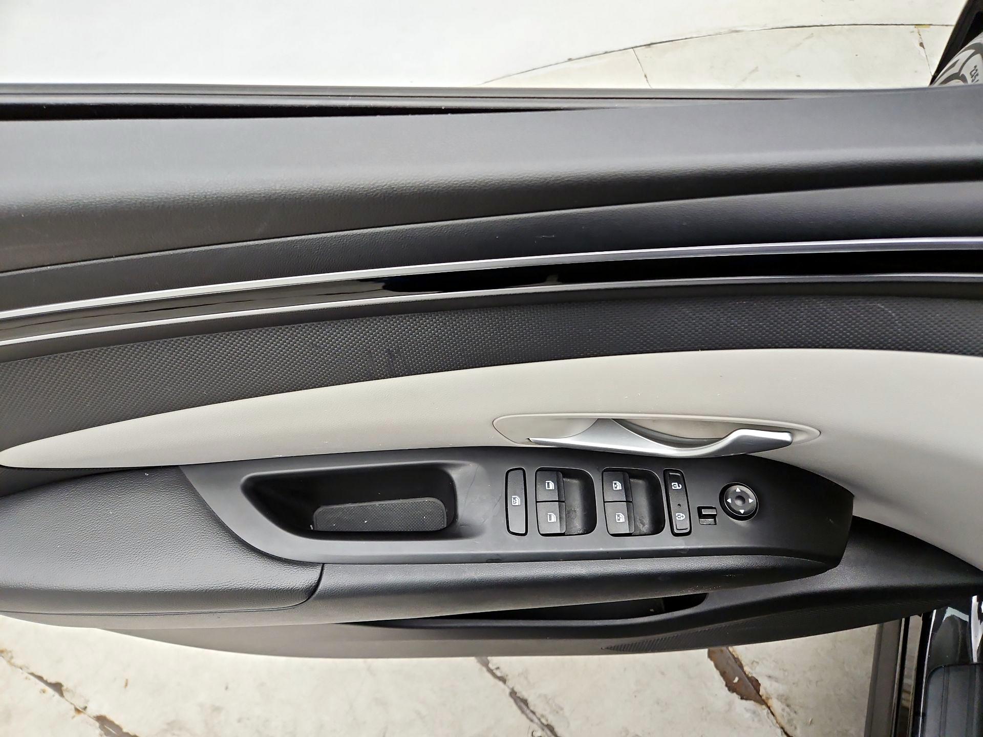 Thumbnail: 2024 Hyundai Tucson - 12