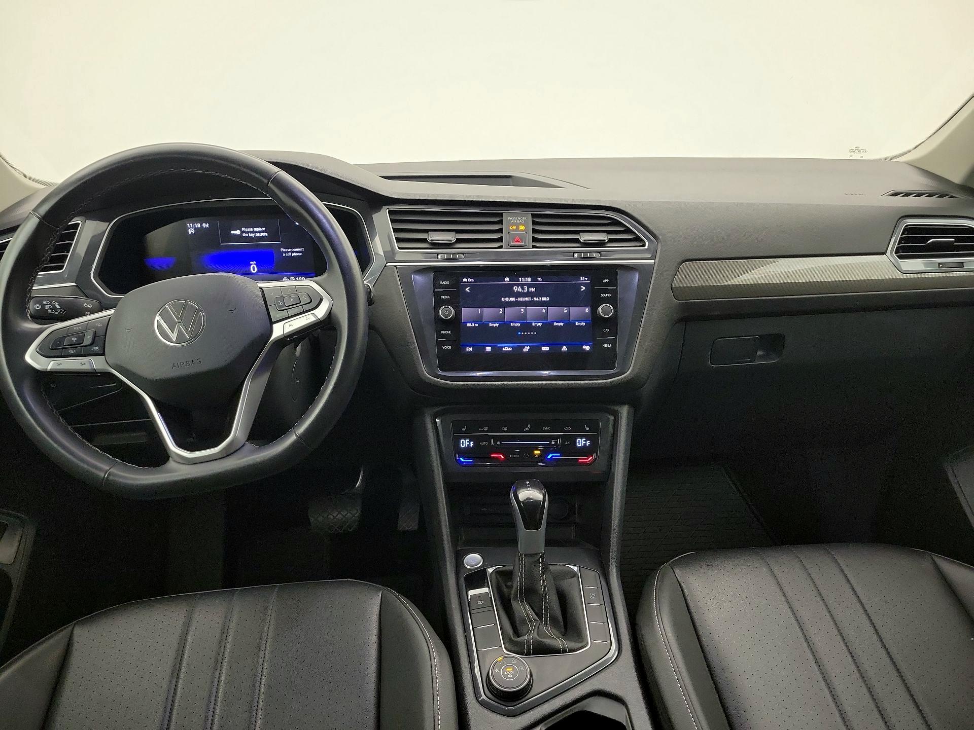 Thumbnail: 2024 Volkswagen Tiguan - 9