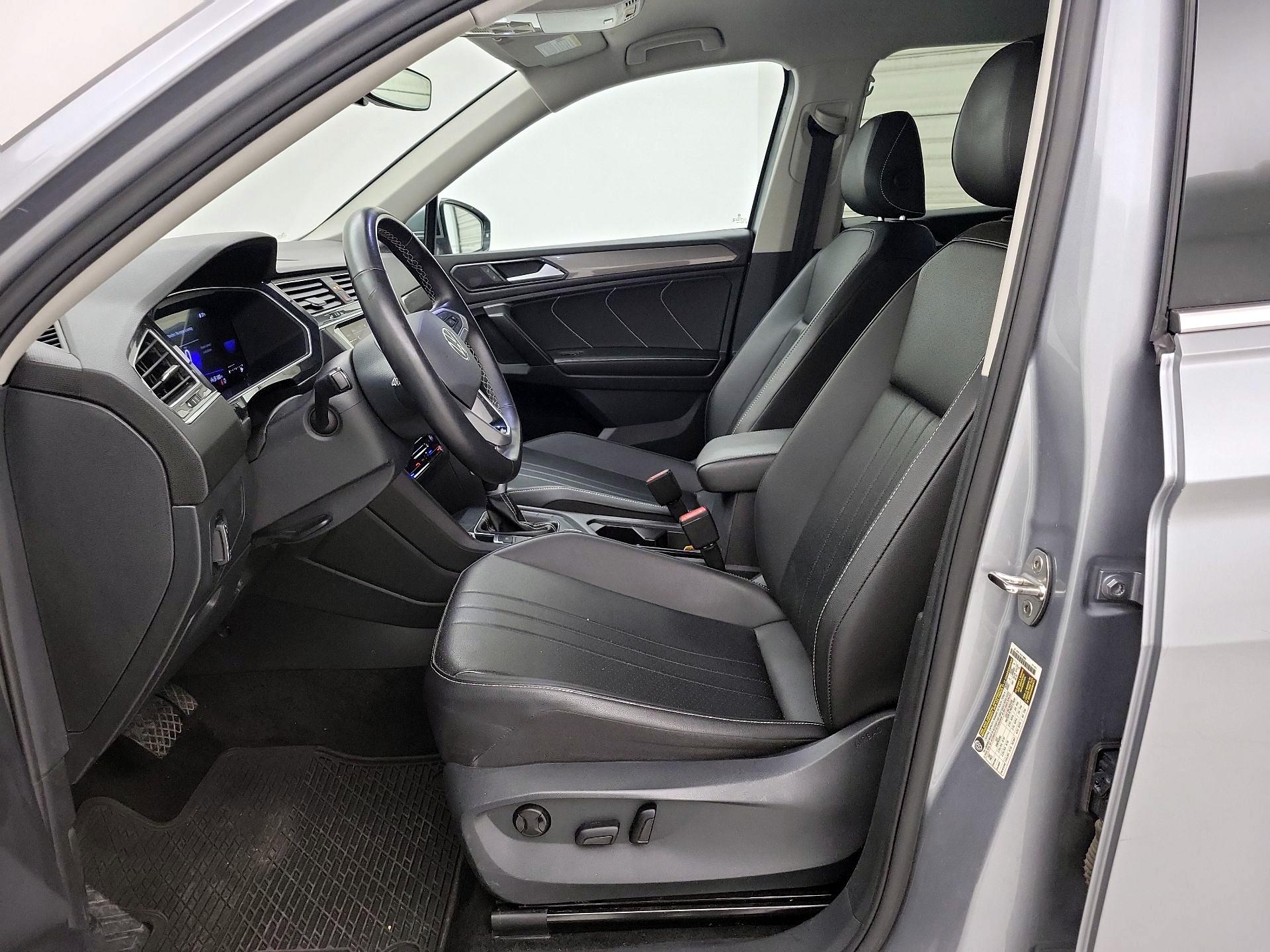 Thumbnail: 2024 Volkswagen Tiguan - 11