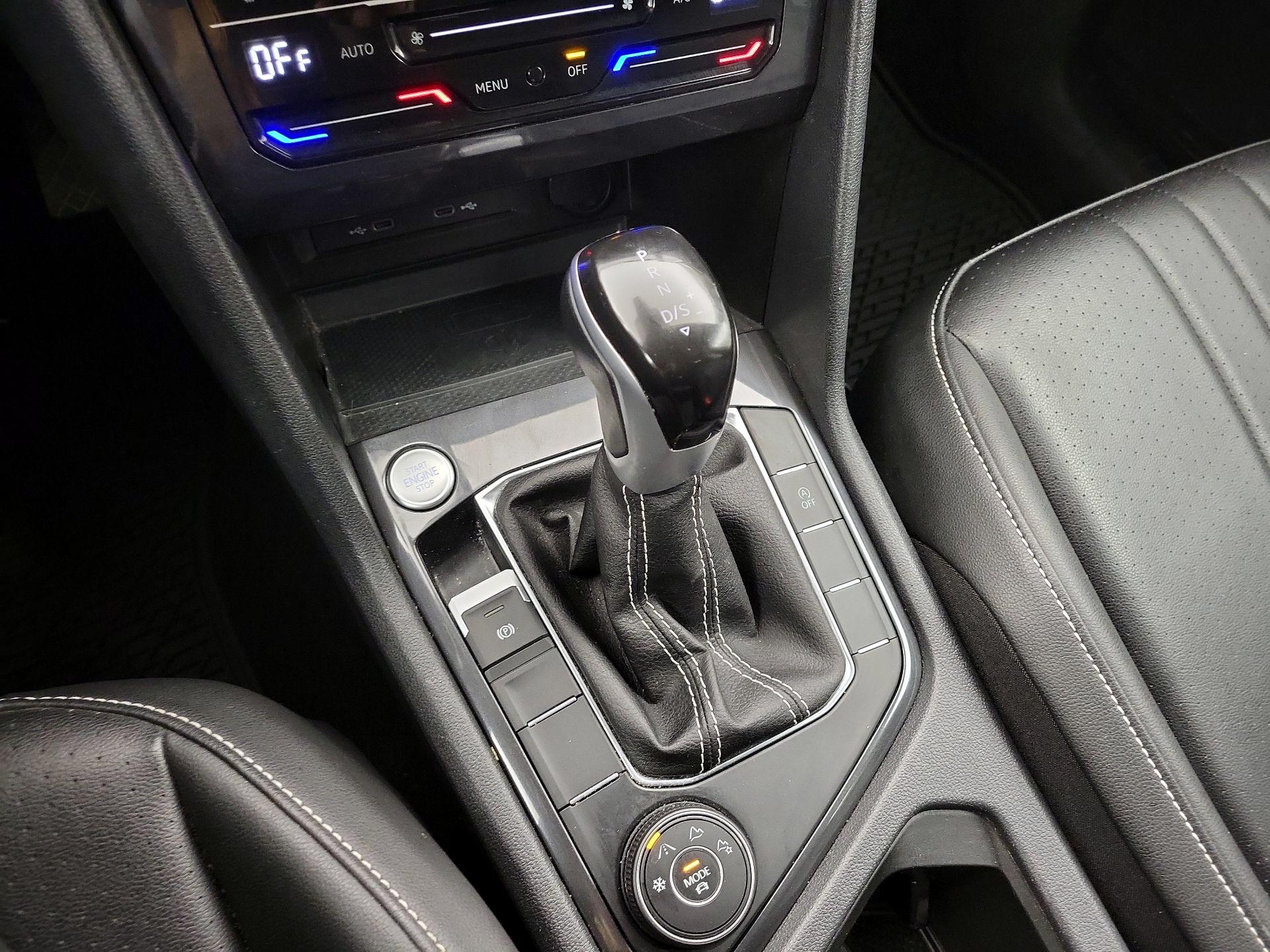 Thumbnail: 2024 Volkswagen Tiguan - 17