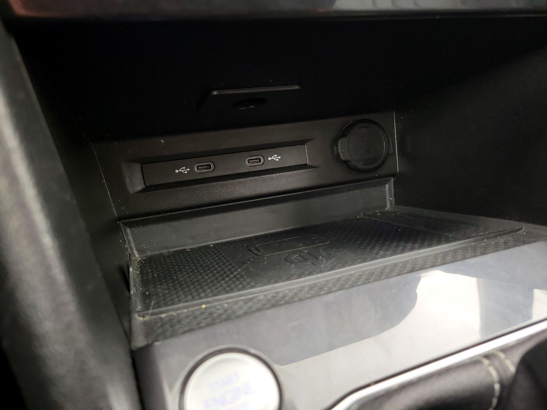 Thumbnail: 2024 Volkswagen Tiguan - 18