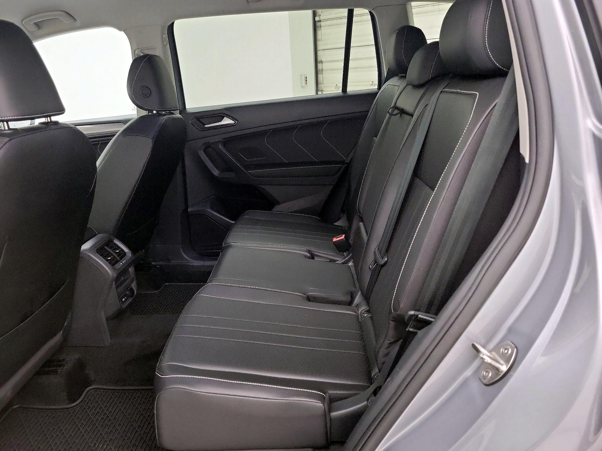 Thumbnail: 2024 Volkswagen Tiguan - 19