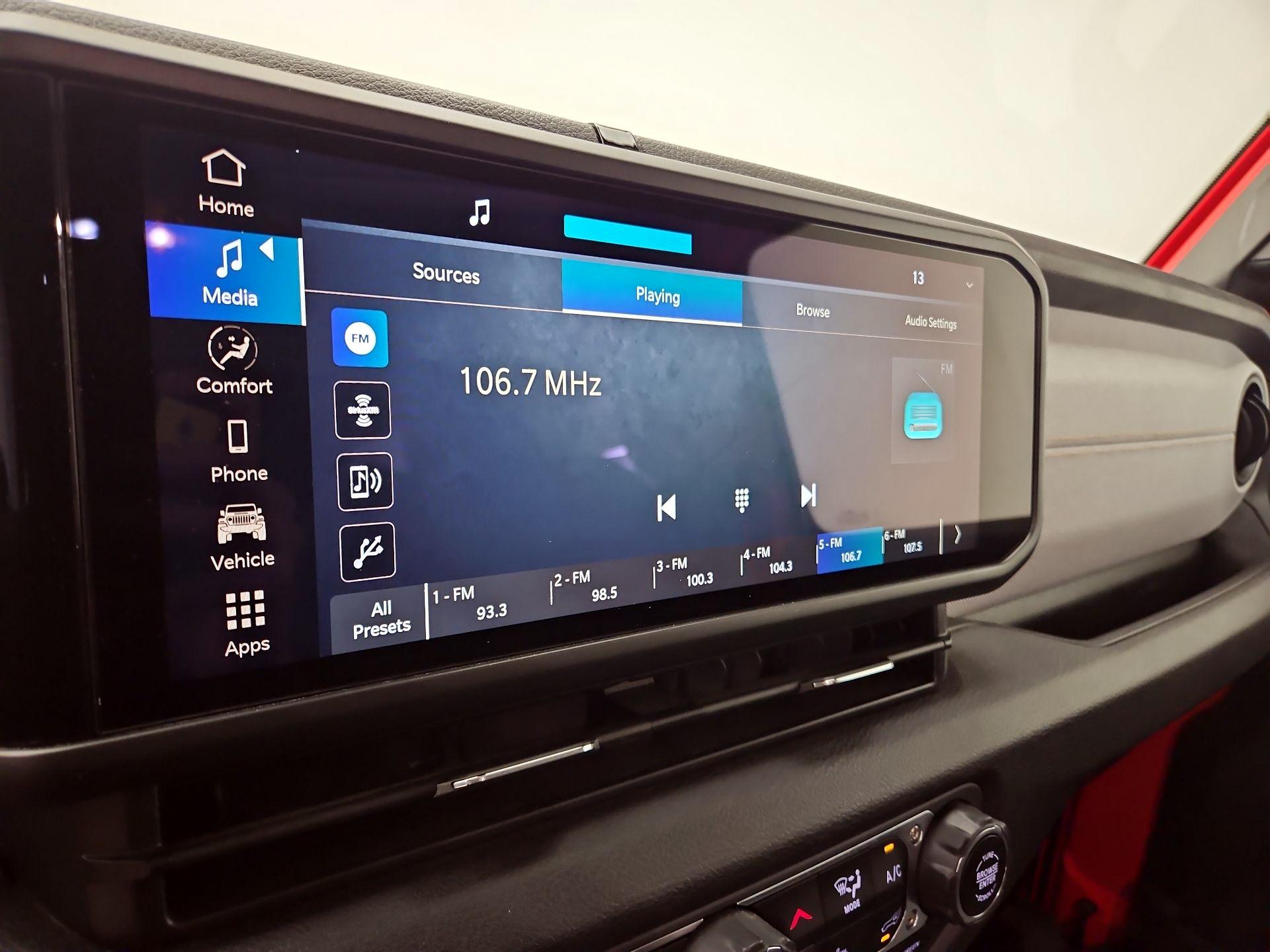 Thumbnail: 2024 Jeep Wrangler - 15