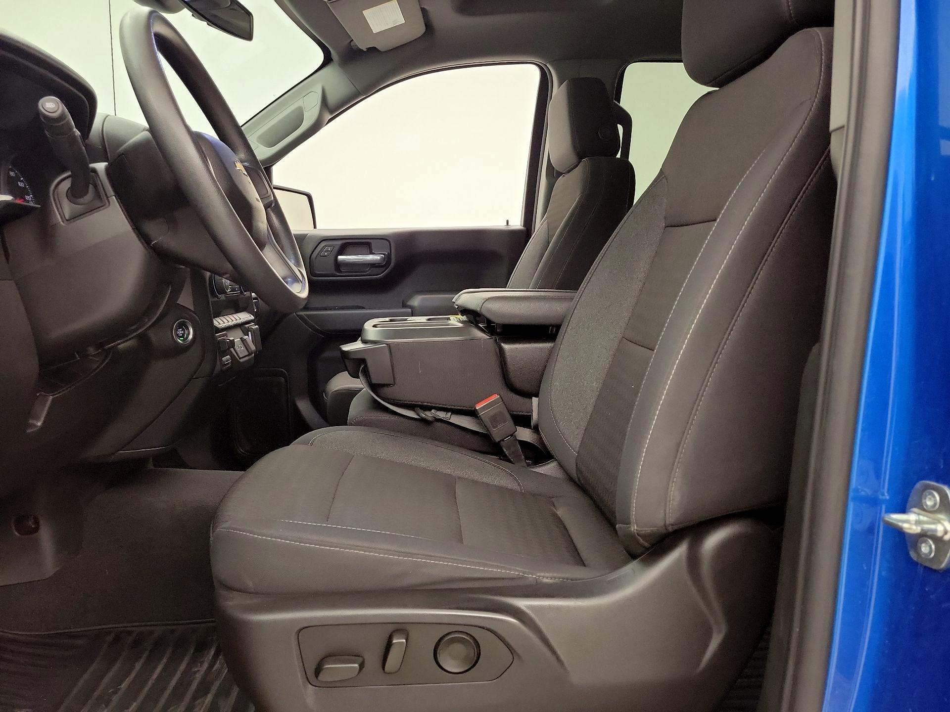 Thumbnail: 2023 Chevrolet Silverado 1500 - 11