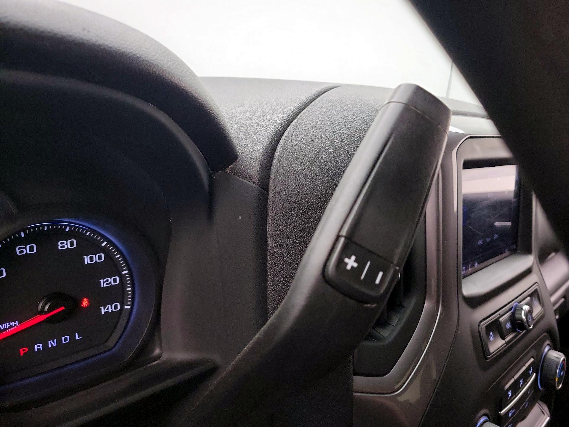 Thumbnail: 2023 Chevrolet Silverado 1500 - 17