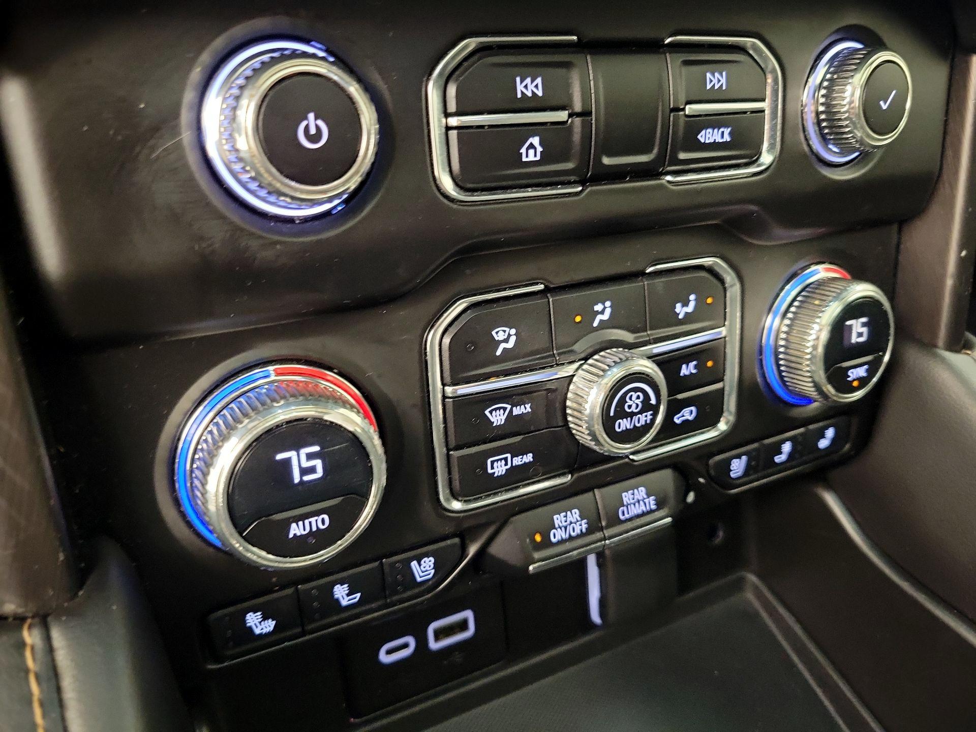 Thumbnail: 2023 GMC Yukon - 17