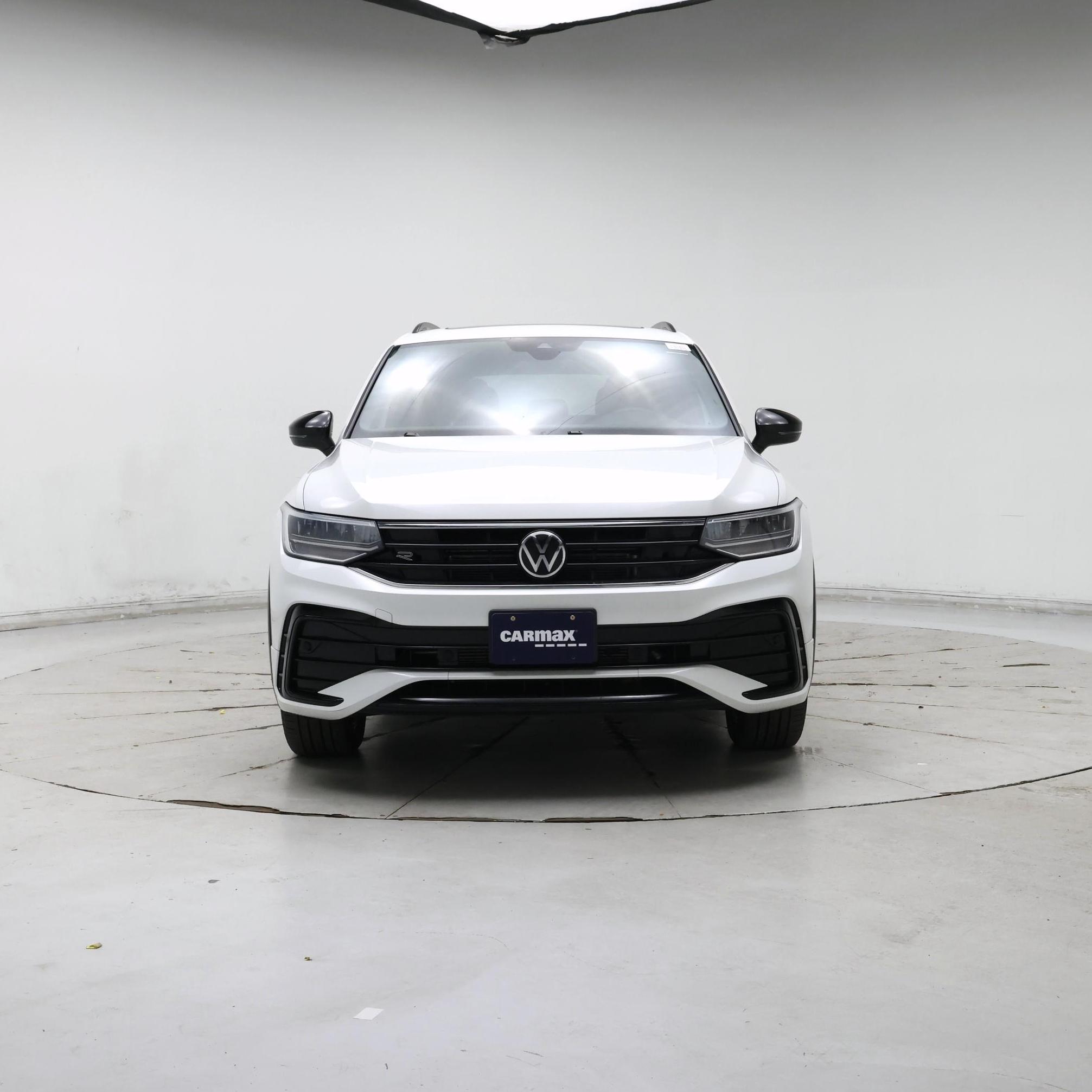 Thumbnail: 2022 Volkswagen Tiguan - 5