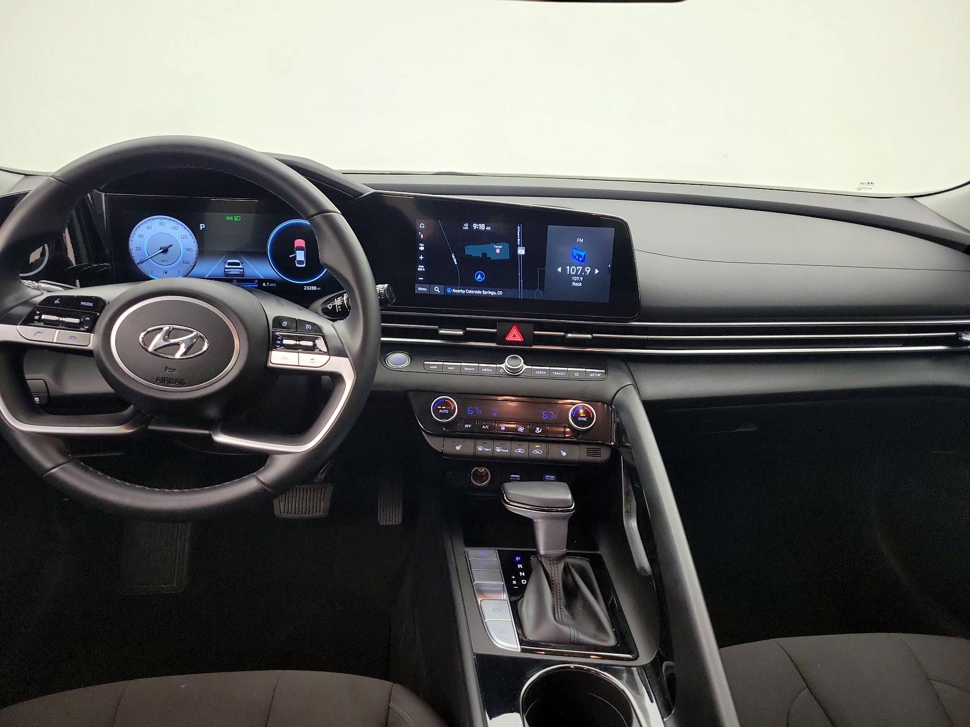 Thumbnail: 2023 Hyundai Elantra - 9