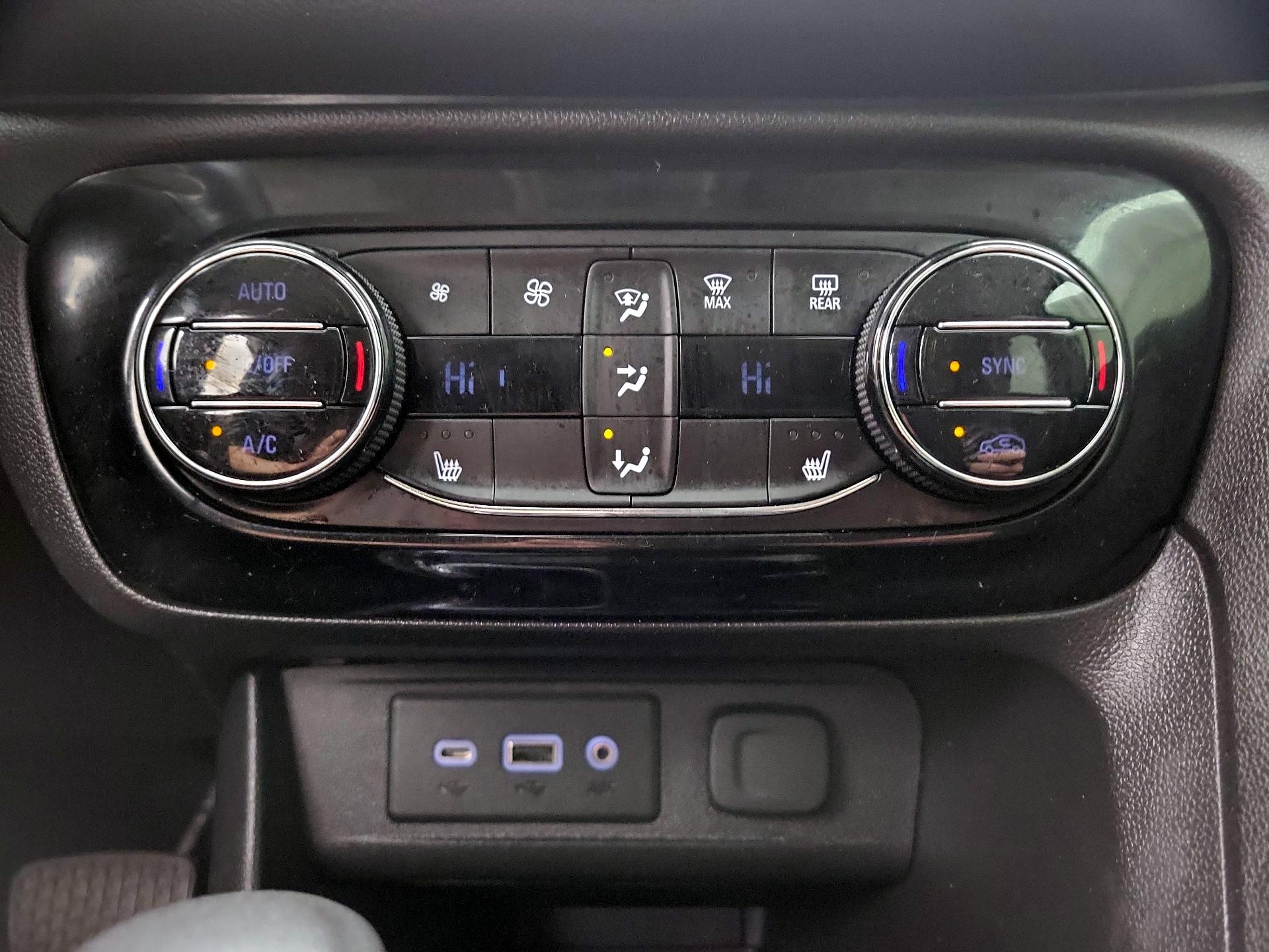 Thumbnail: 2020 Buick Encore GX - 16