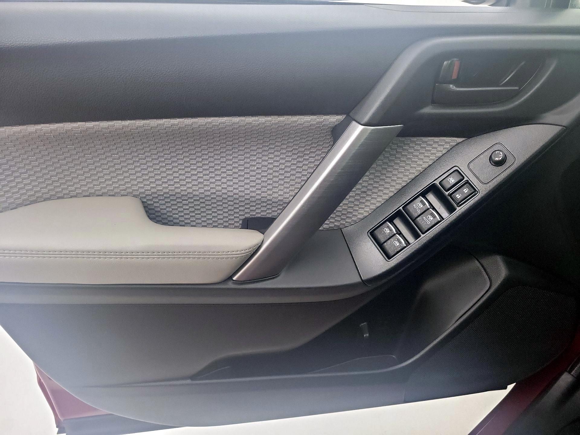 Thumbnail: 2018 Subaru Forester - 12