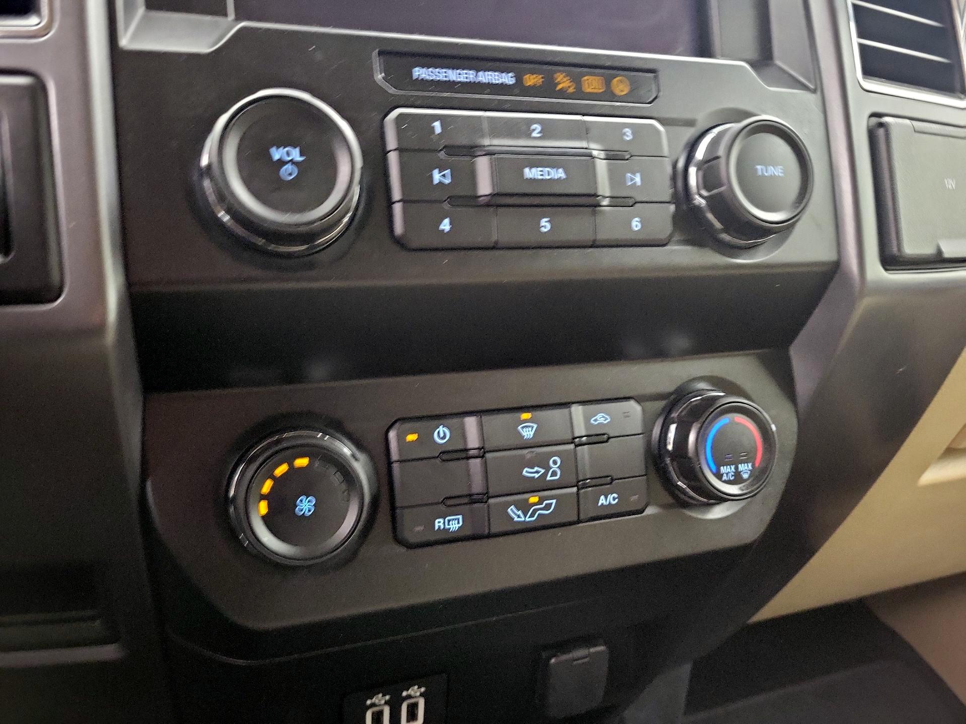 Thumbnail: 2019 Ford F-150 - 16