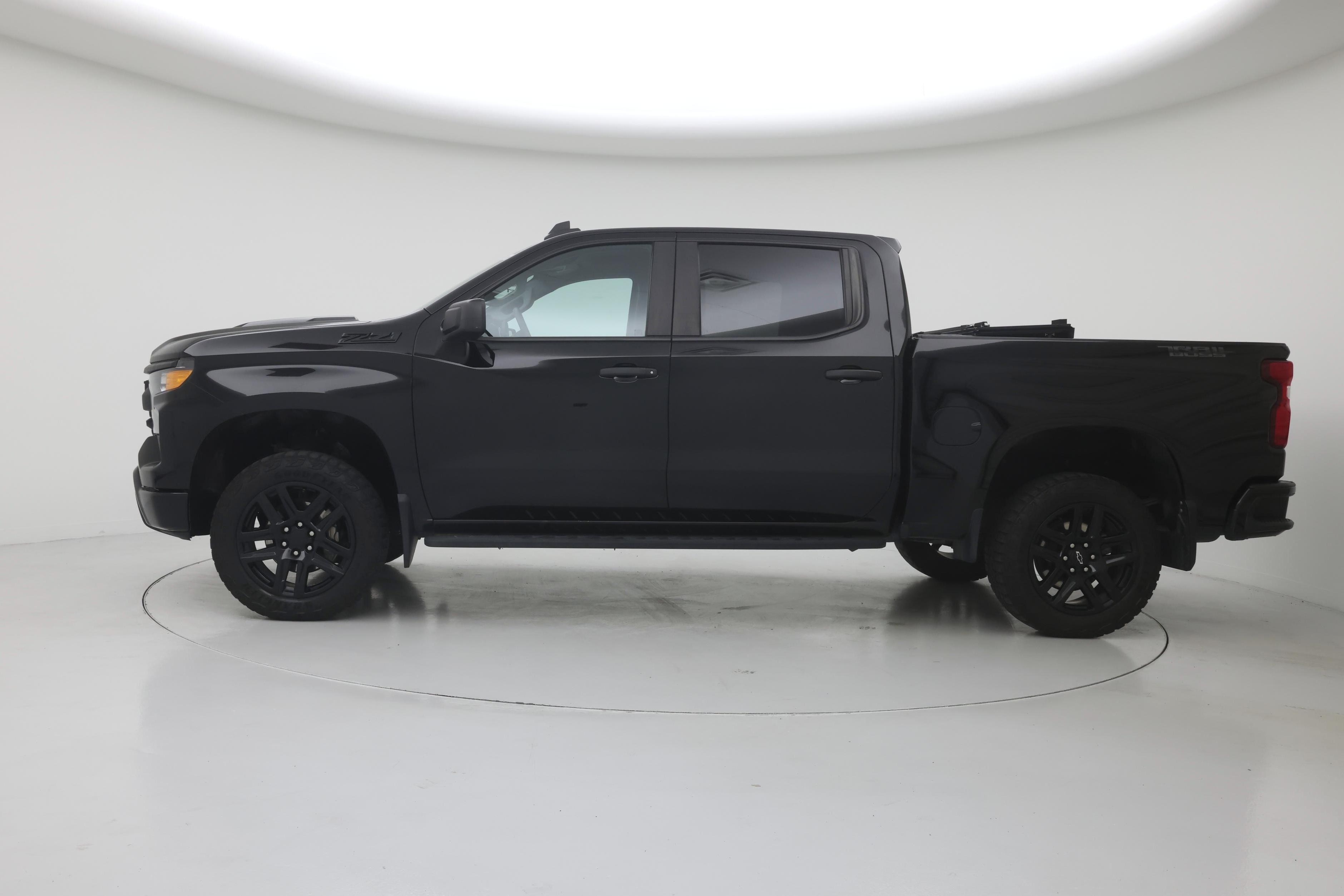 Thumbnail: 2023 Chevrolet Silverado 1500 - 3