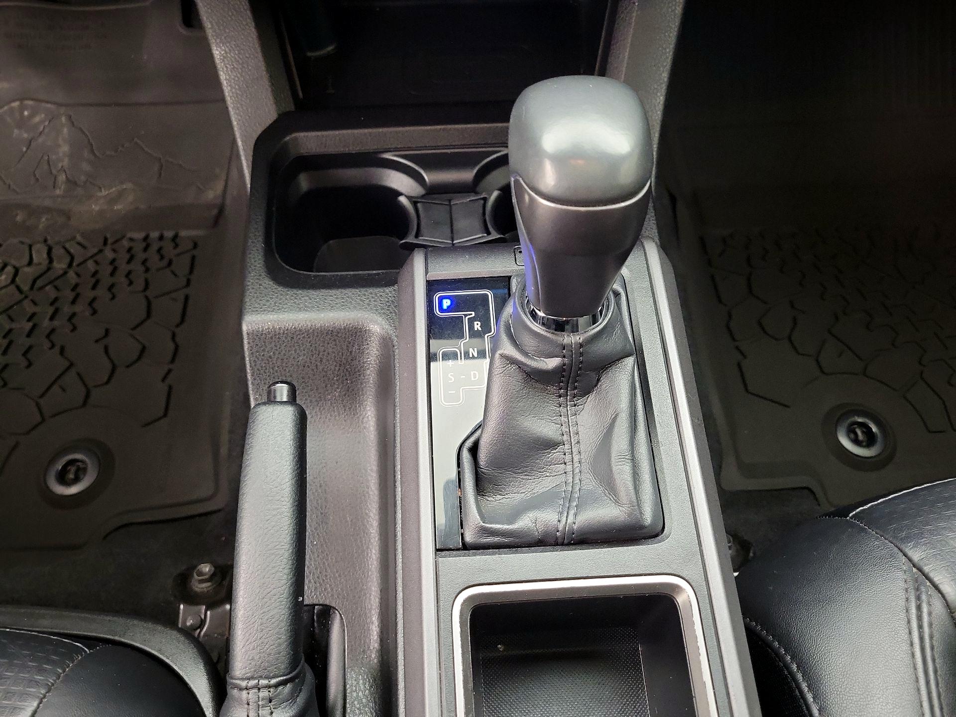 Thumbnail: 2023 Toyota Tacoma - 18