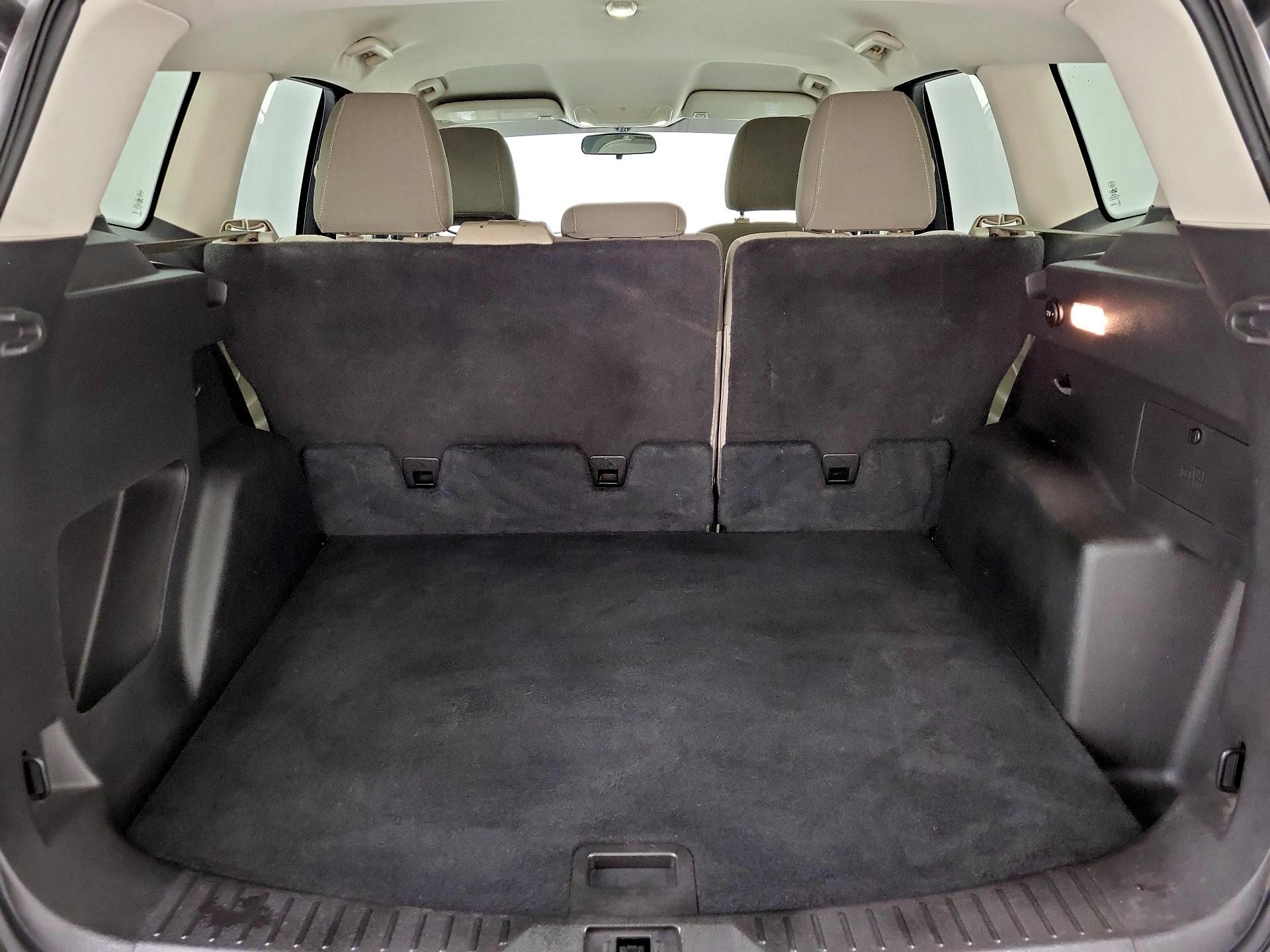 Thumbnail: 2016 Ford Escape - 18