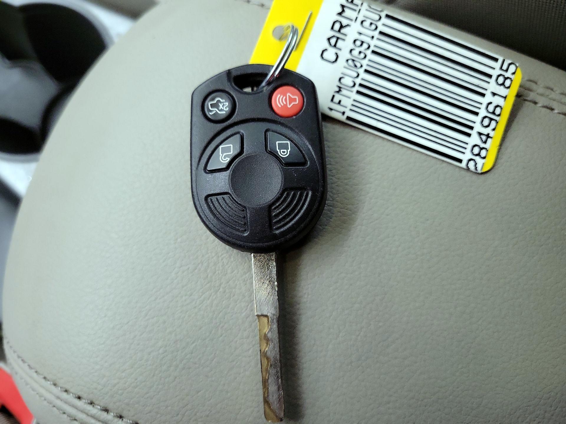 Thumbnail: 2016 Ford Escape - 20