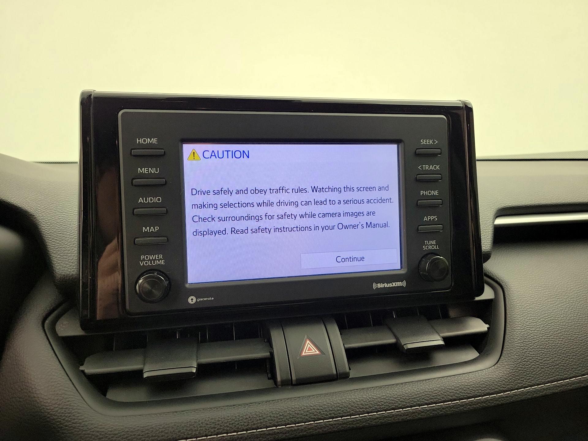 Thumbnail: 2020 Toyota RAV4 - 15