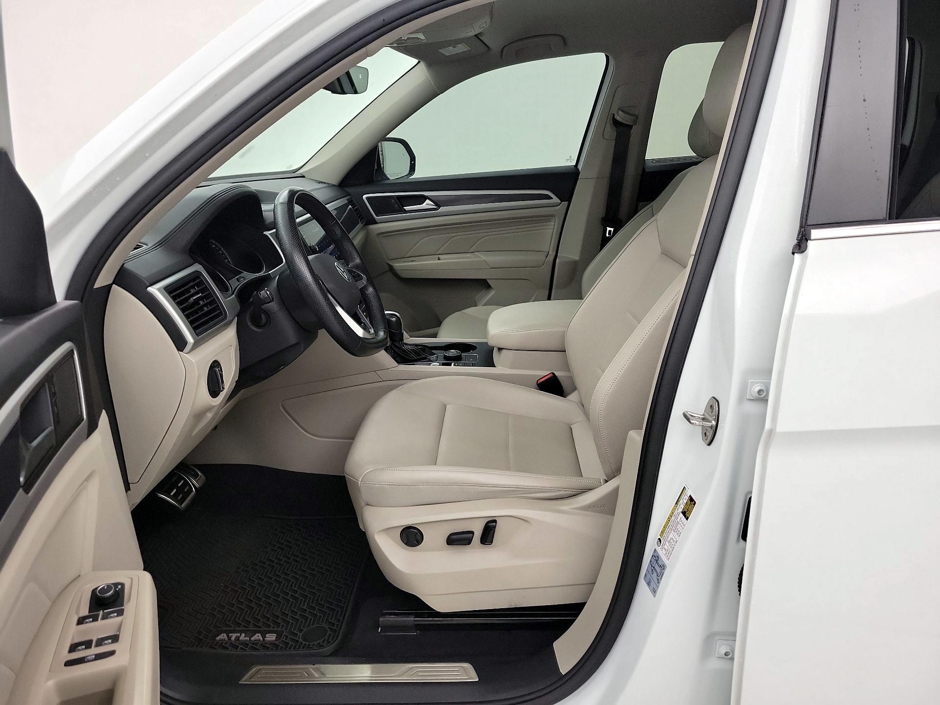 Thumbnail: 2021 Volkswagen Atlas - 11