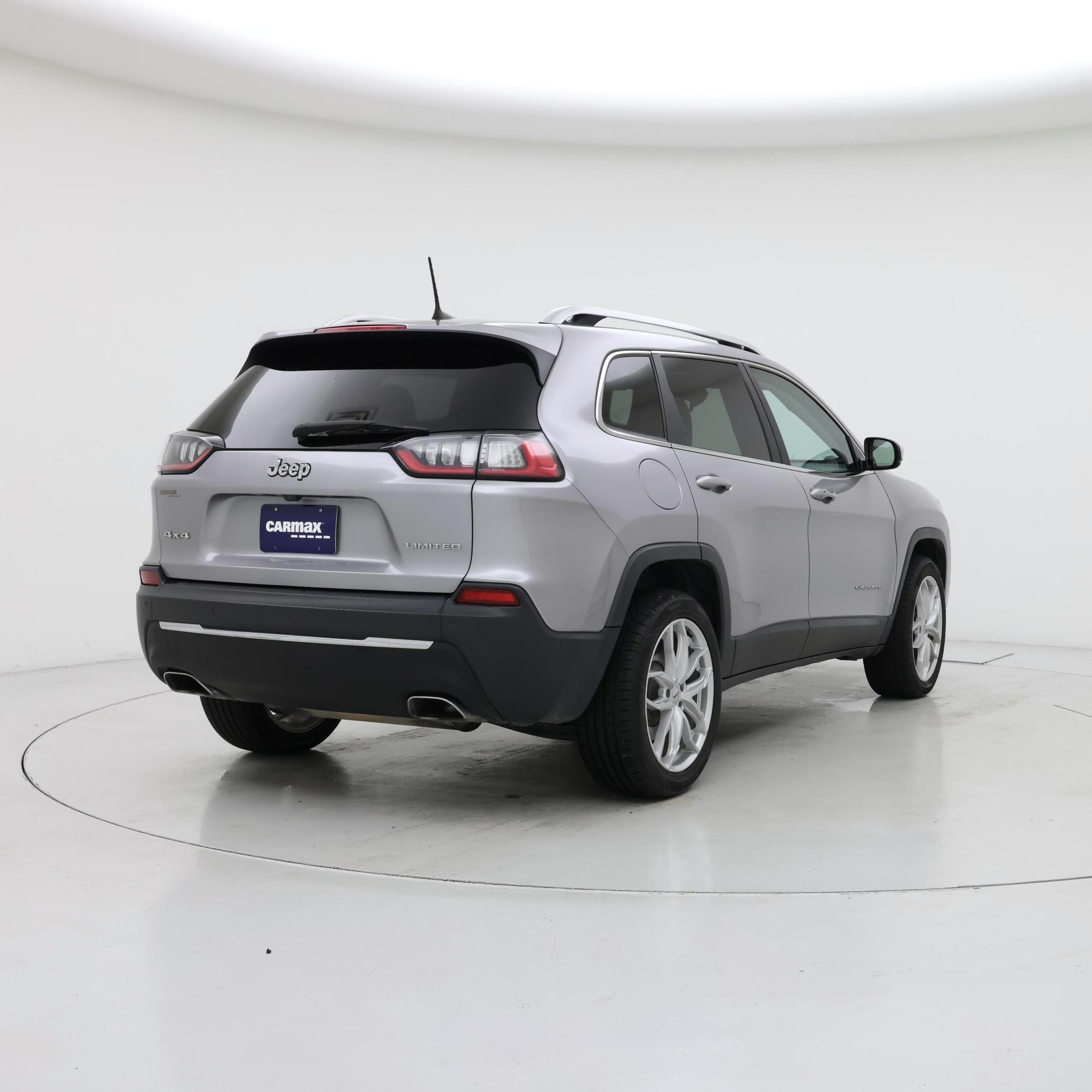 Thumbnail: 2019 Jeep Cherokee - 8