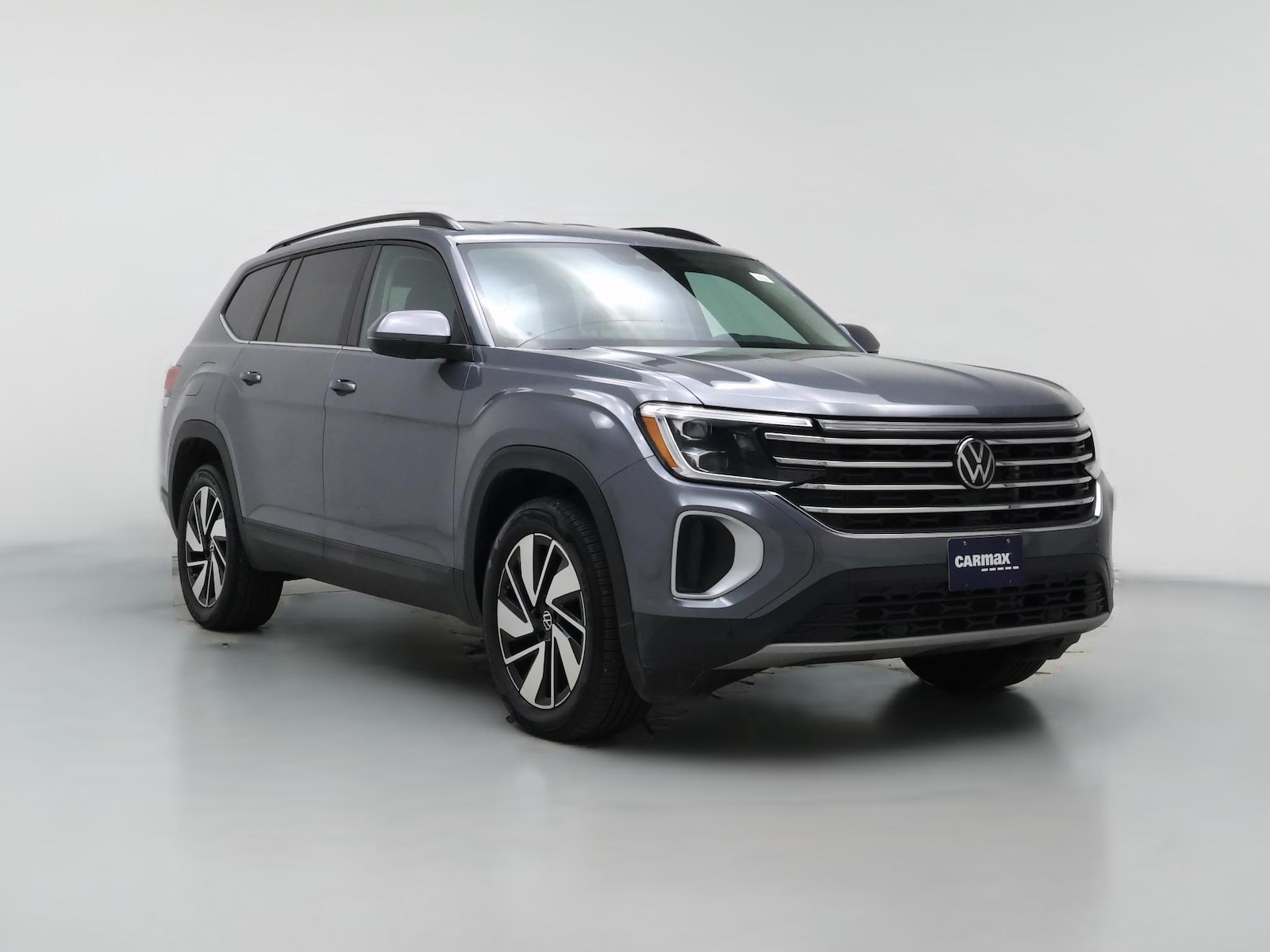 2025 Volkswagen Atlas SE w/Tech - Photo 1