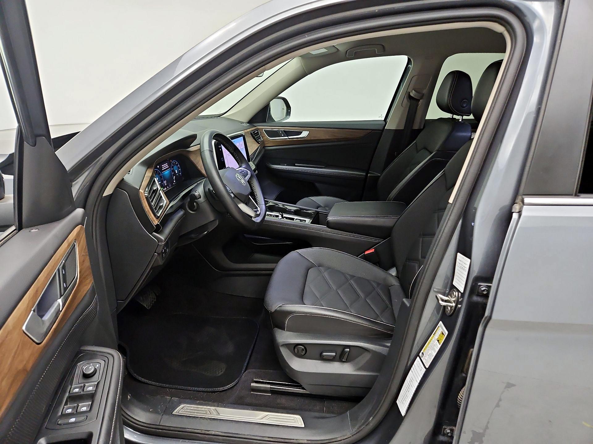 Thumbnail: 2025 Volkswagen Atlas - 11