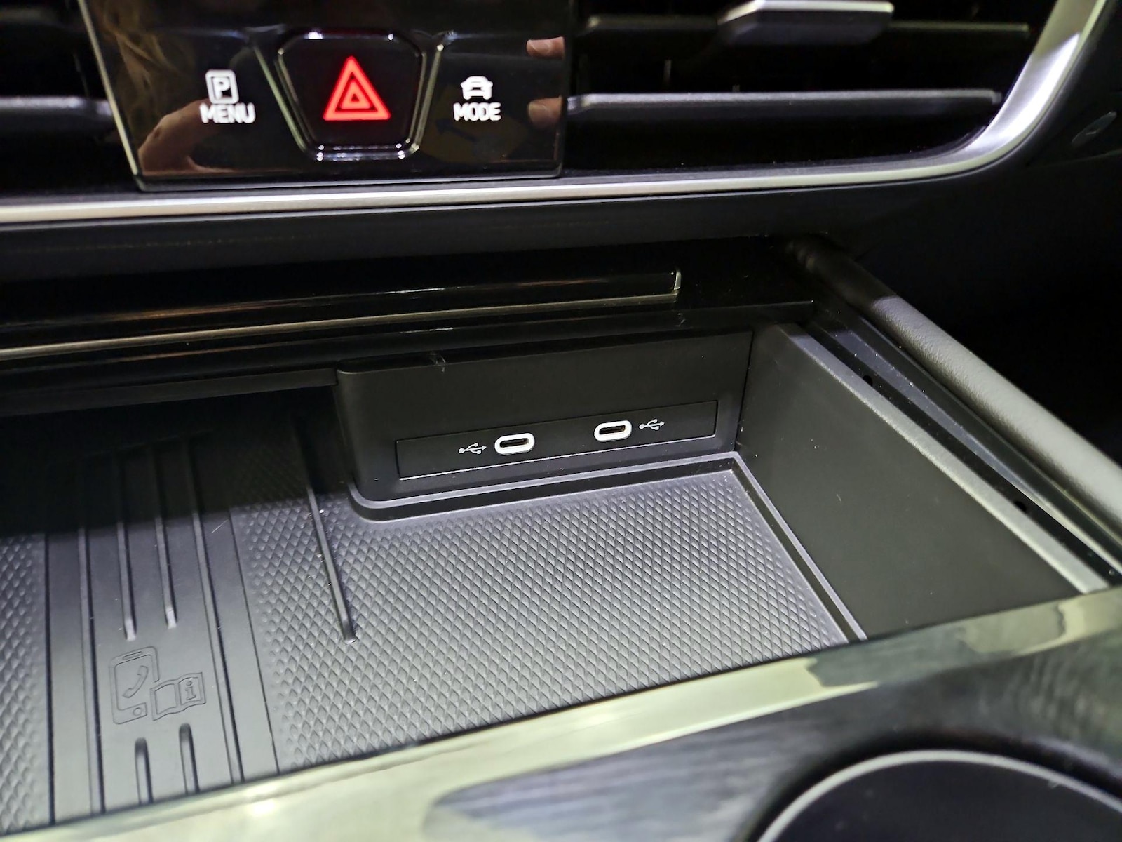 2025 Volkswagen Atlas SE w/Tech - Photo 19