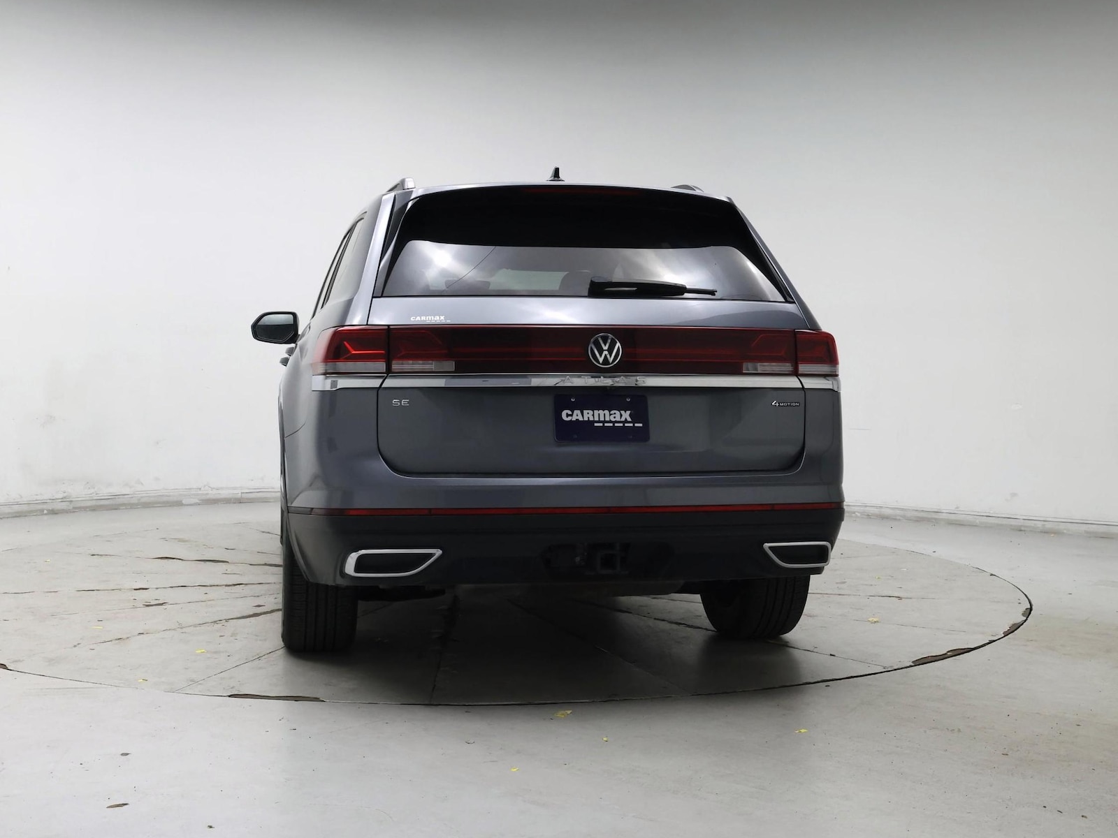 2025 Volkswagen Atlas SE w/Tech - Photo 7