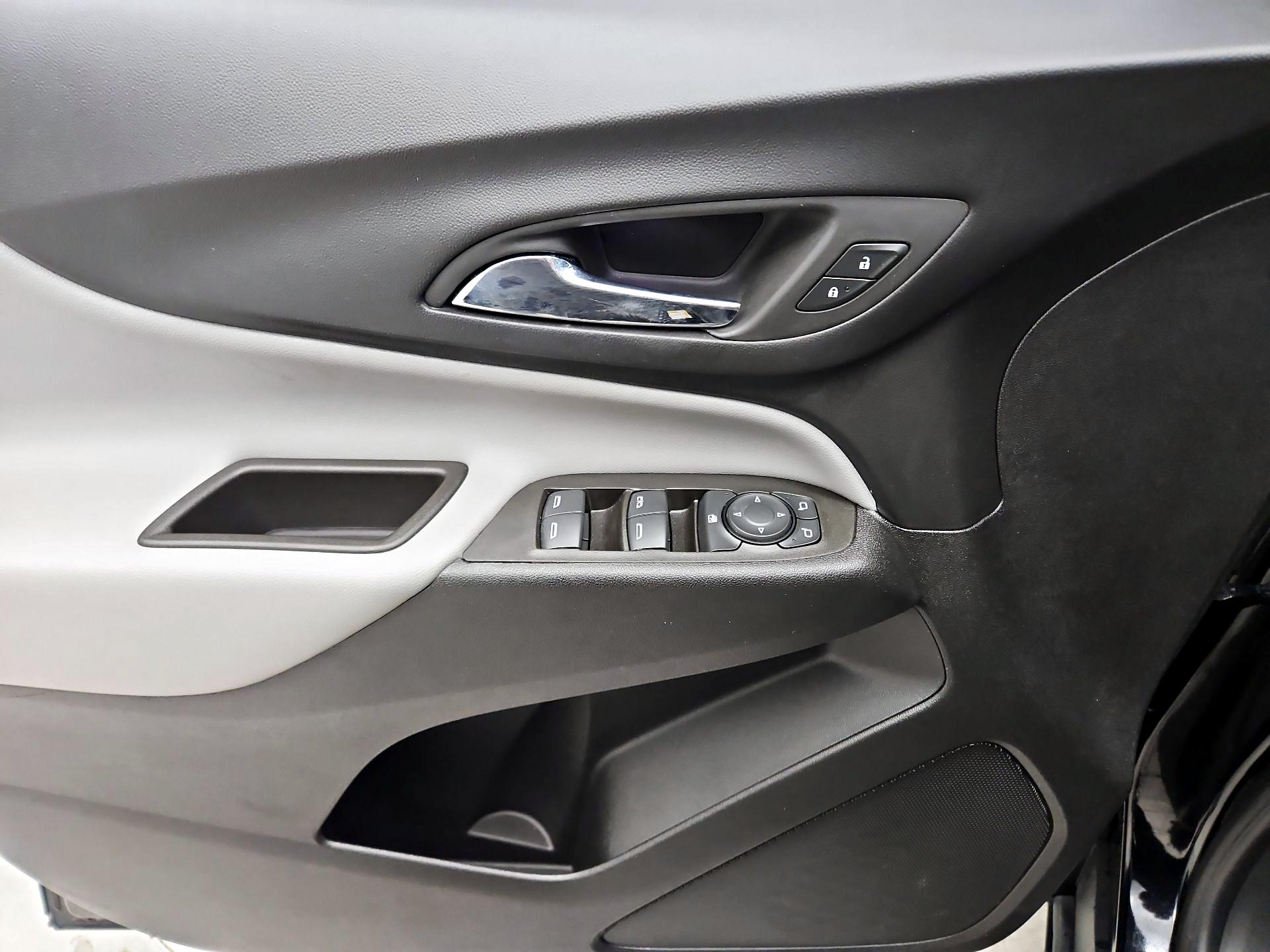 Thumbnail: 2023 Chevrolet Equinox - 12