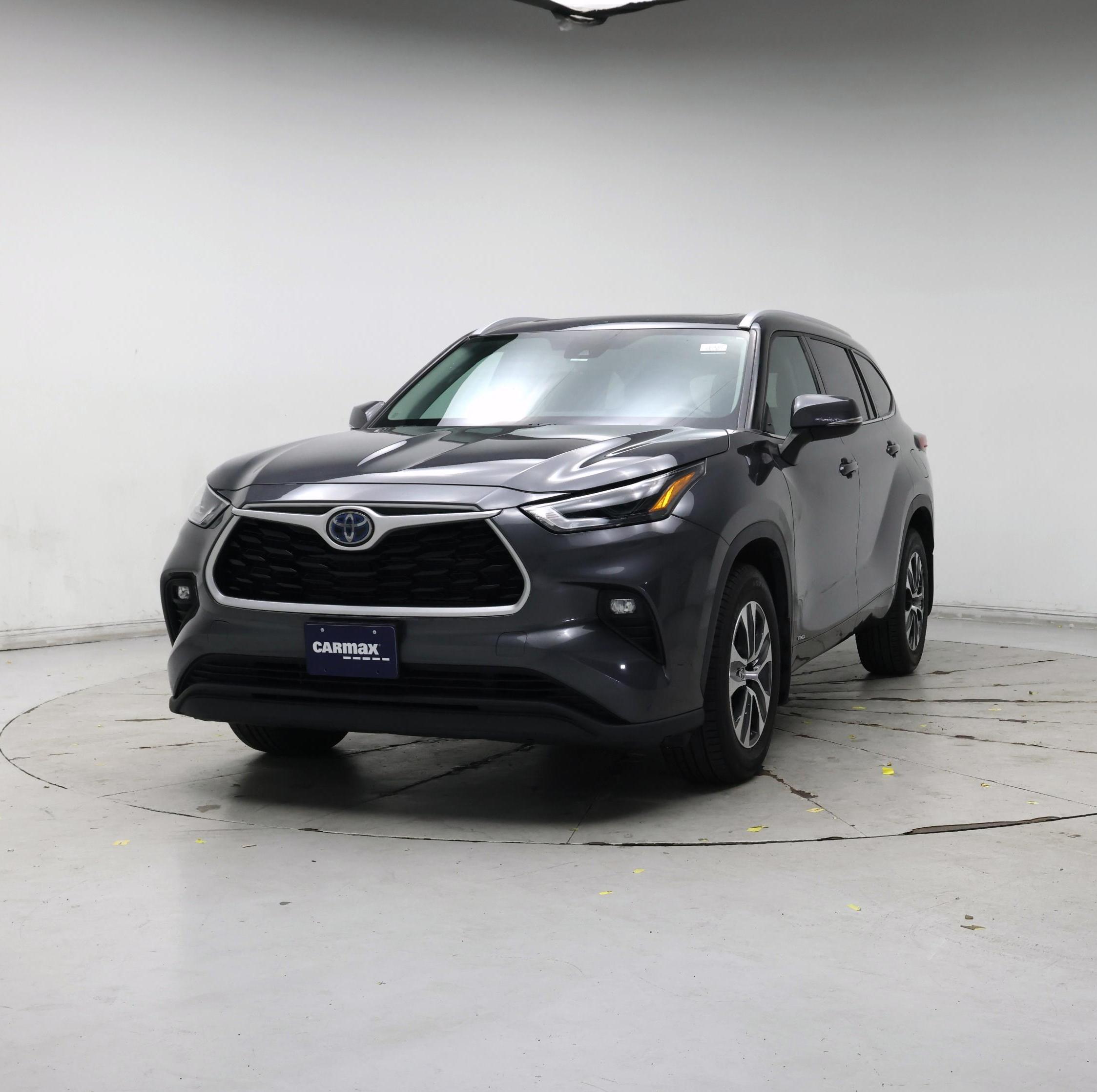 Thumbnail: 2022 Toyota Highlander - 4