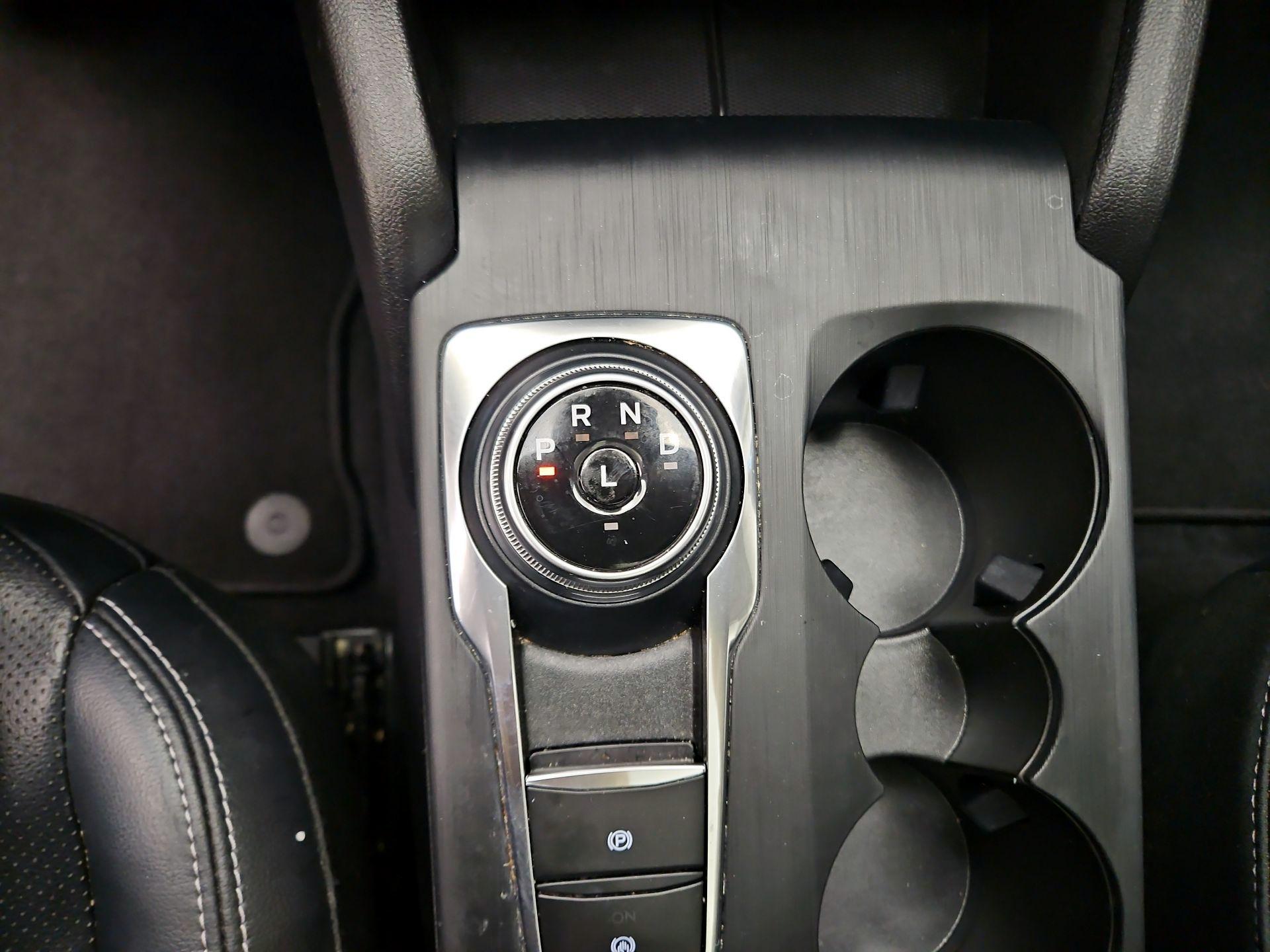 Thumbnail: 2022 Ford Escape - 18