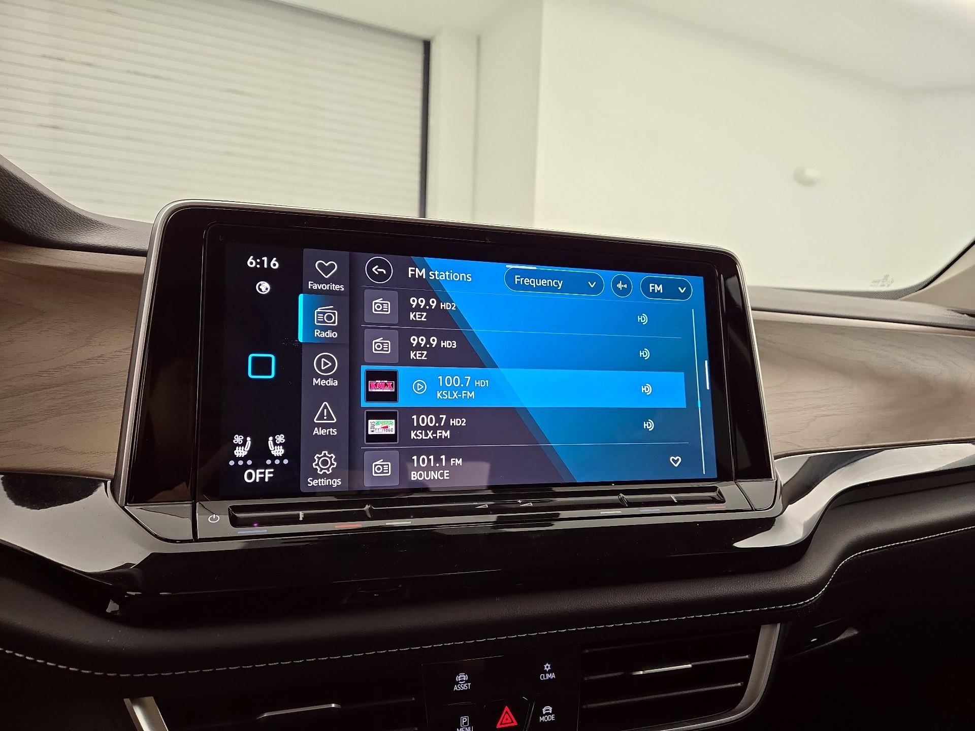 Thumbnail: 2025 Volkswagen Atlas - 15