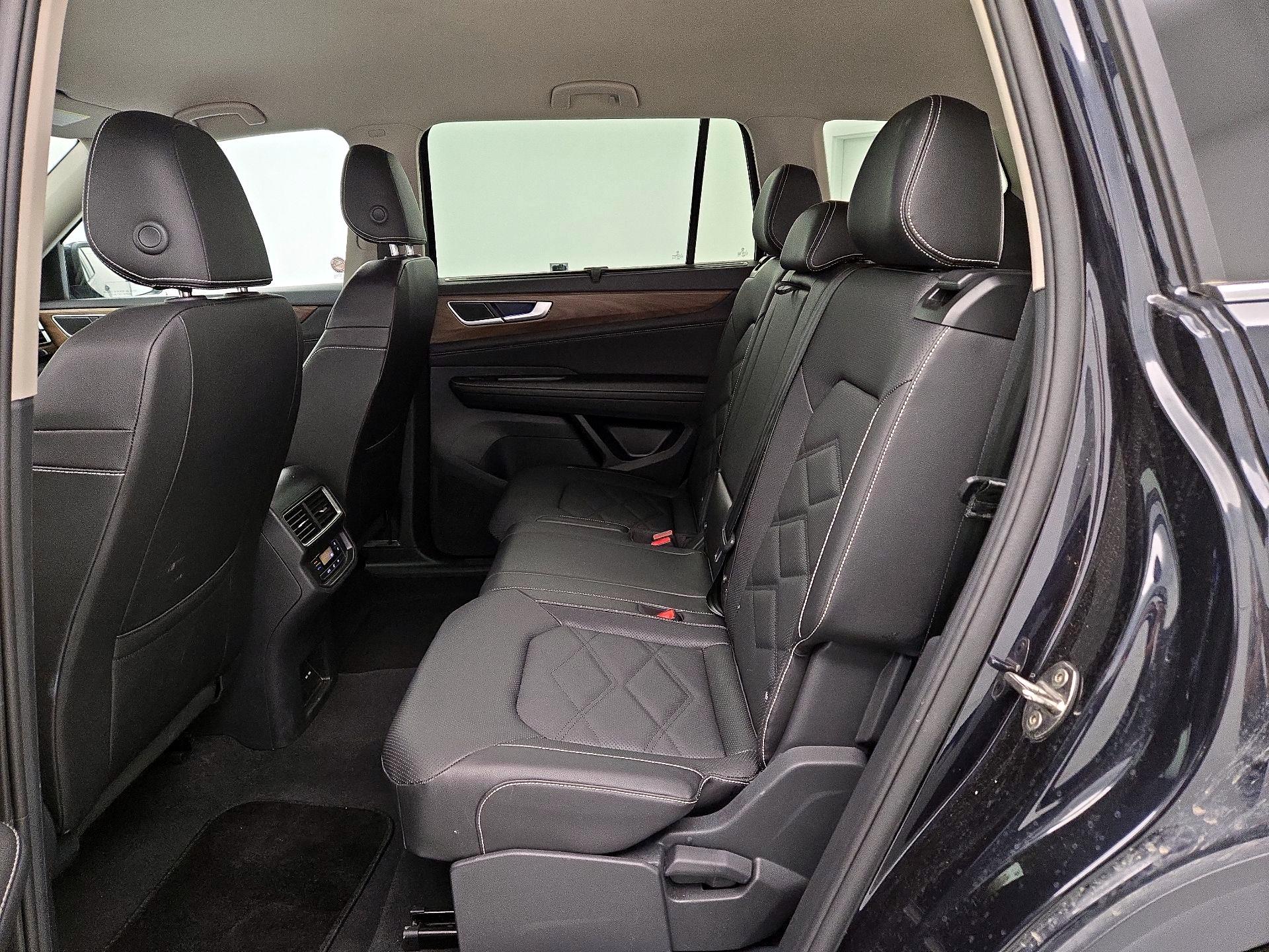 Thumbnail: 2025 Volkswagen Atlas - 19