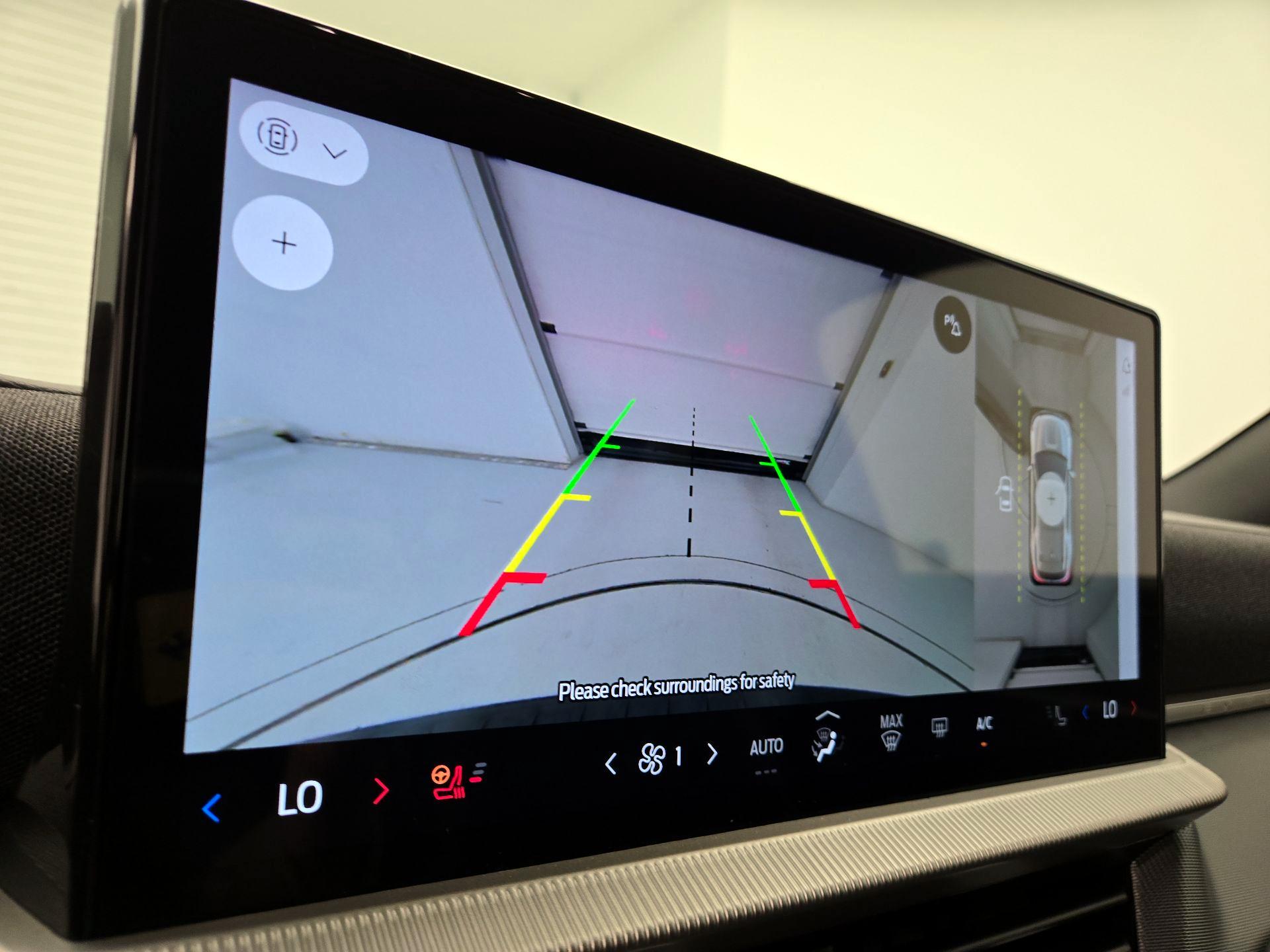 Thumbnail: 2025 Ford Explorer - 15