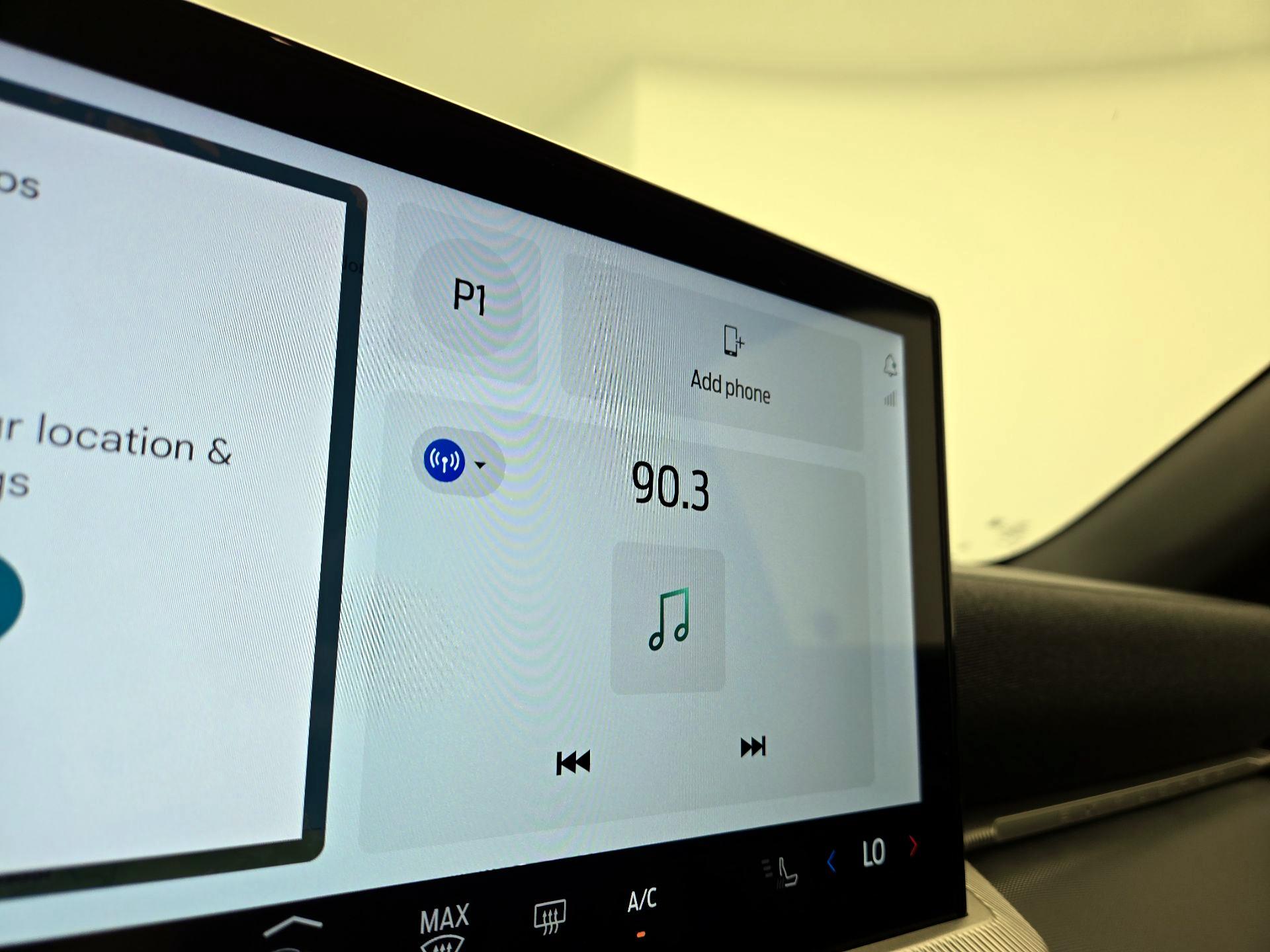 Thumbnail: 2025 Ford Explorer - 16